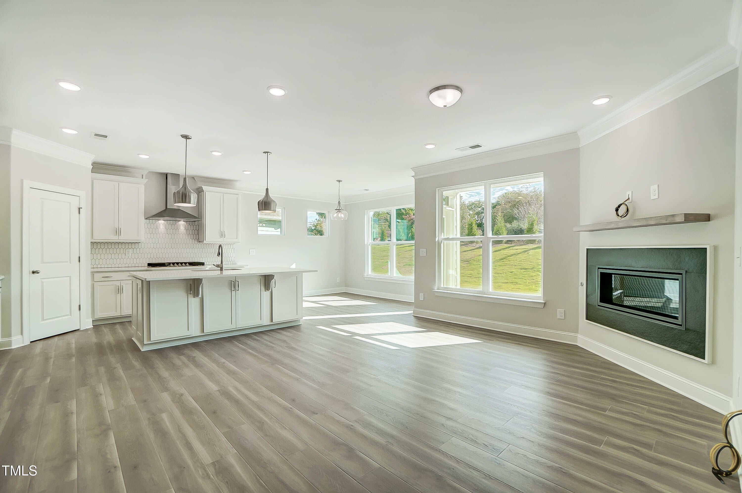 Hillsborough, North Carolina, 27278, United States, 2 Bedrooms Bedrooms, ,2 BathroomsBathrooms,Residential,For Sale,1919502