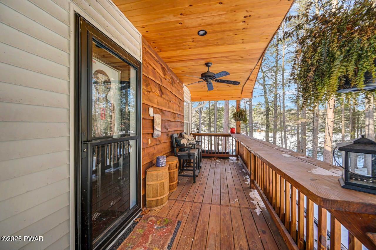 Dingmans Ferry, Pennsylvania, 18328, United States, 2 Bedrooms Bedrooms, ,1 BathroomBathrooms,Residential,For Sale,2006132