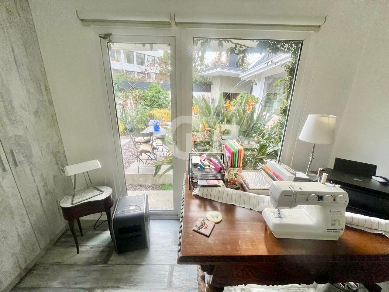 Lo Barnechea, Chile, 5 Bedrooms Bedrooms, ,6 BathroomsBathrooms,Residential,For Sale,2001003