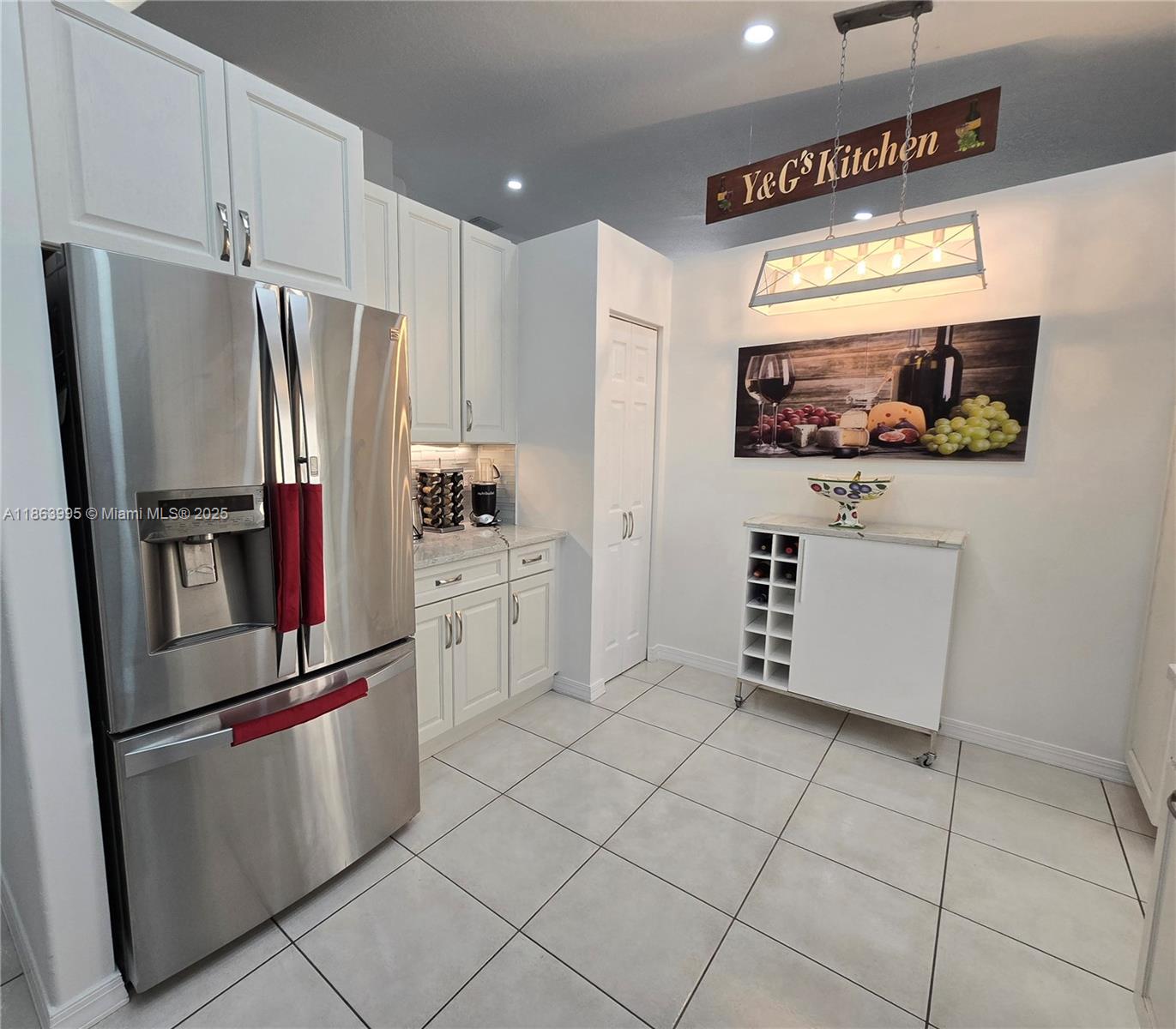 Pembroke Pines, Florida, 33027, United States, 3 Bedrooms Bedrooms, ,2 BathroomsBathrooms,Residential,For Sale,1924651