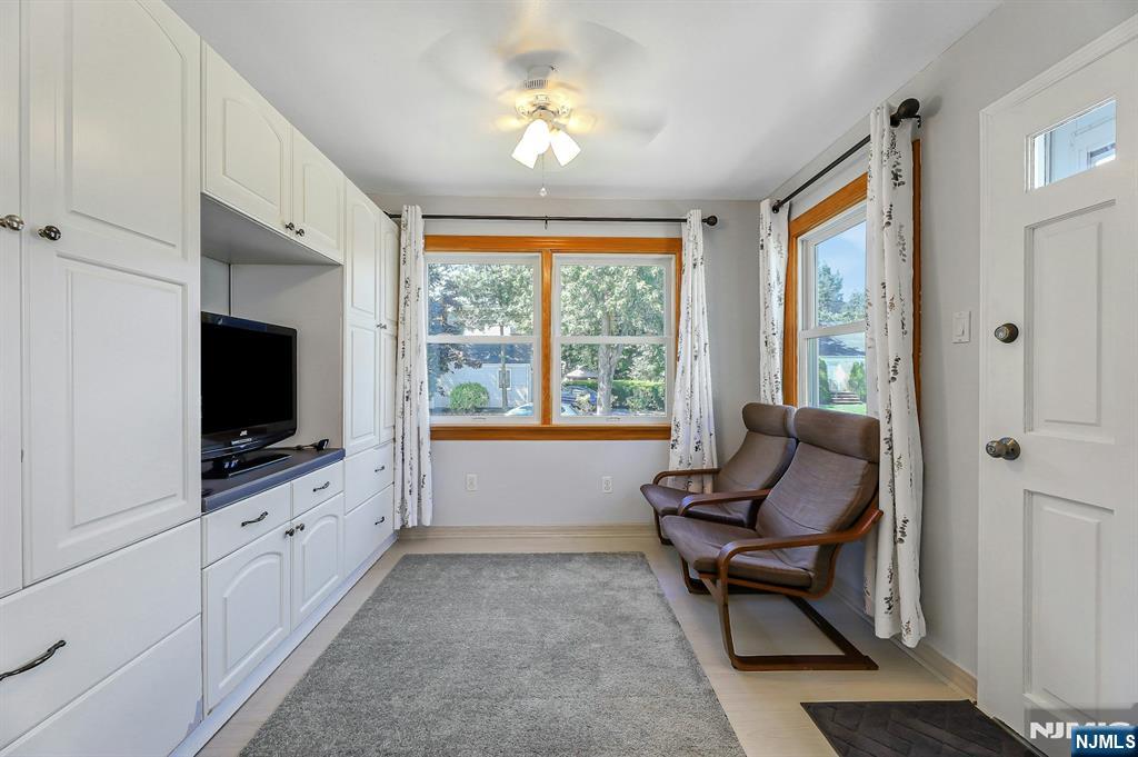 Fair Lawn, New Jersey, 07410, United States, 4 Bedrooms Bedrooms, ,2 BathroomsBathrooms,Residential,For Sale,1940655