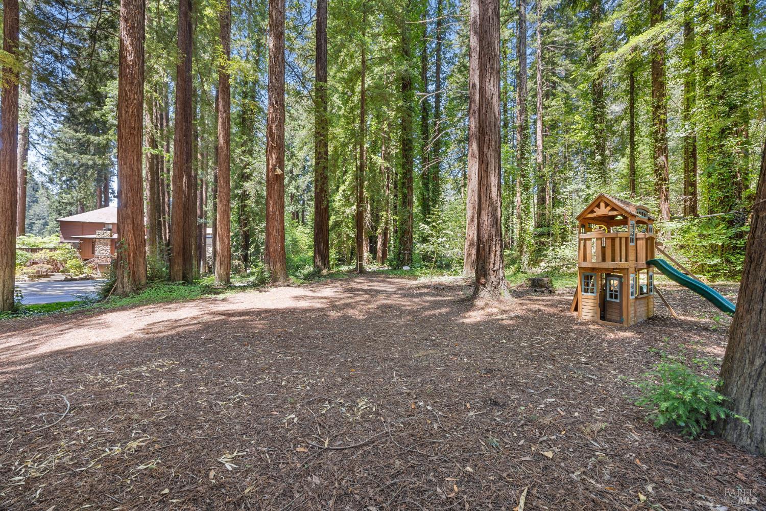 Monte Rio, California, 95462, United States, 2 Bedrooms Bedrooms, ,3 BathroomsBathrooms,Residential,For Sale,1861966