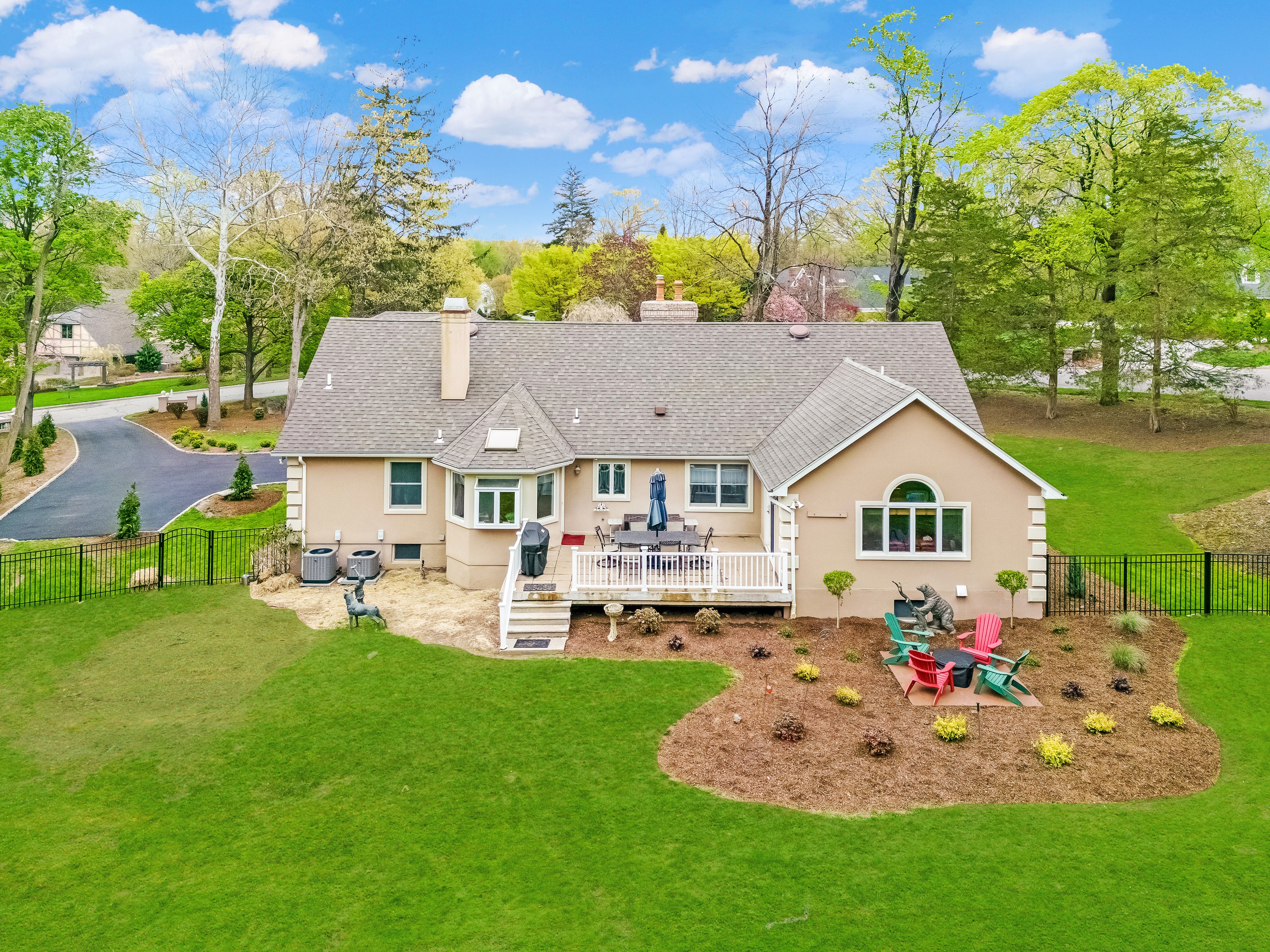  2 Crocker Mansion Drive, Mahwah, NJ 07430 - 物件實景