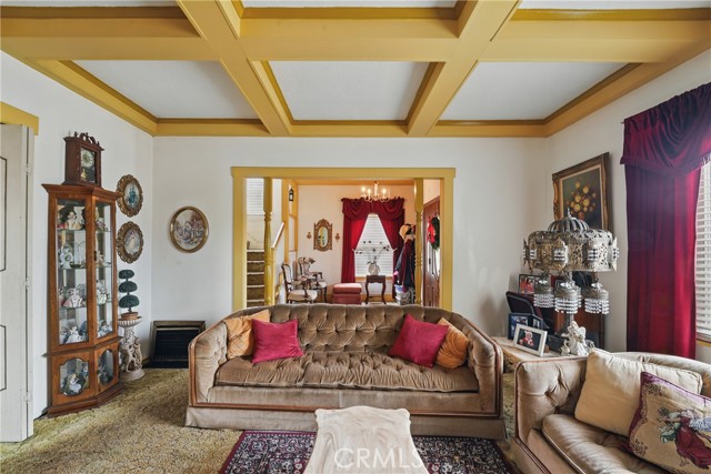 Panorama City, California, 91402, United States, 4 Bedrooms Bedrooms, ,2 BathroomsBathrooms,Residential,For Sale,1982743