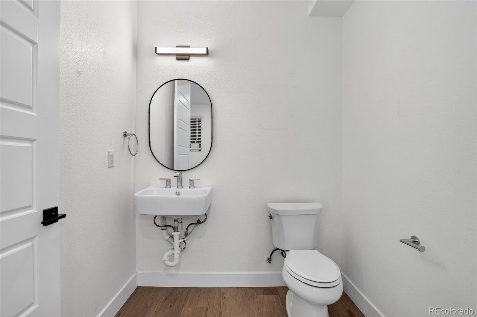 Denver, Colorado, 80212, United States, 2 Bedrooms Bedrooms, ,2 BathroomsBathrooms,Residential,For Sale,1951610