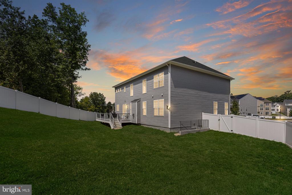 Stafford, Virginia, 22554, United States, 5 Bedrooms Bedrooms, ,4 BathroomsBathrooms,Residential,For Sale,1923064