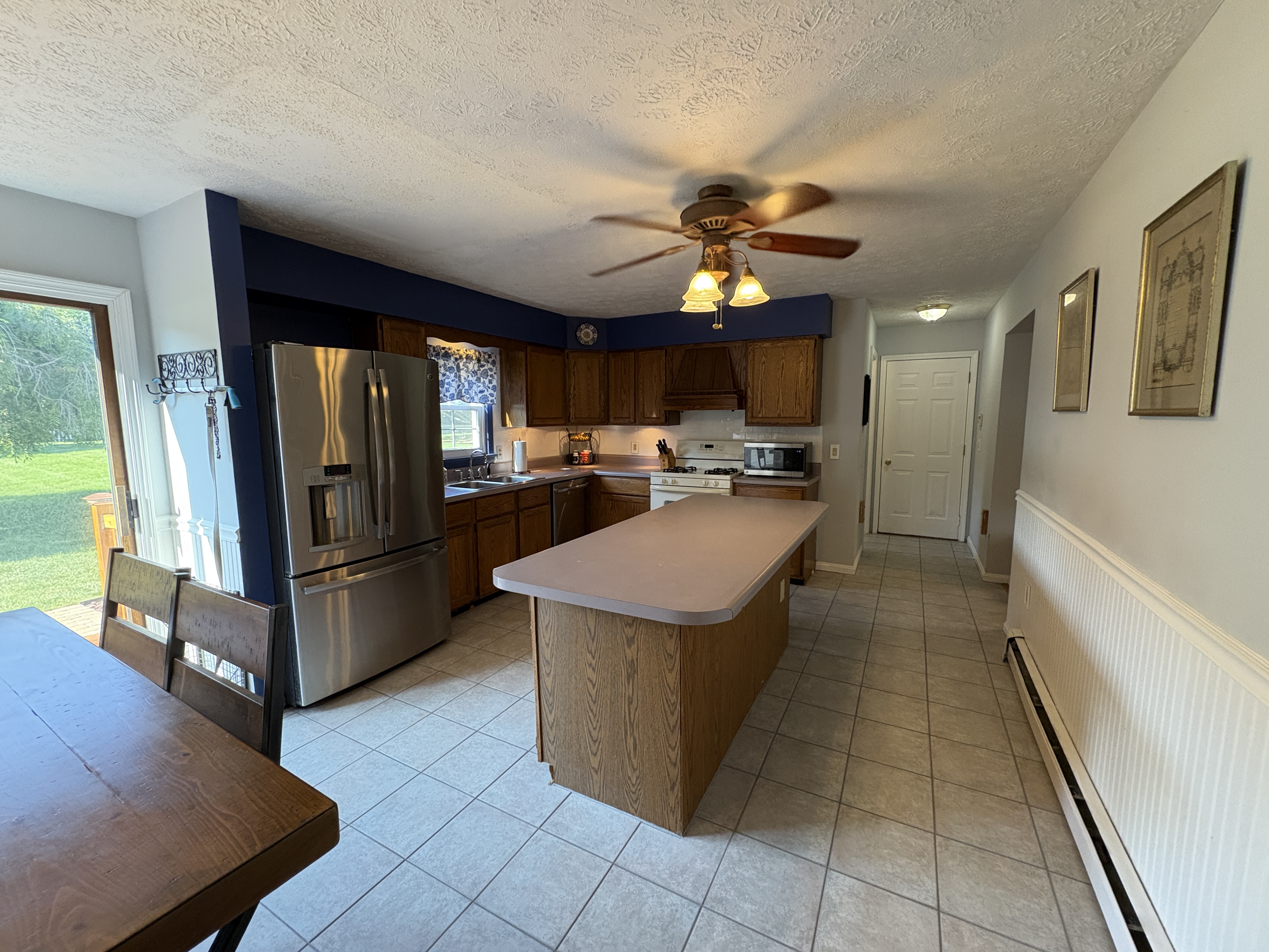 Columbus, New Jersey, 08022, United States, 4 Bedrooms Bedrooms, ,3 BathroomsBathrooms,Residential,For Sale,1903760