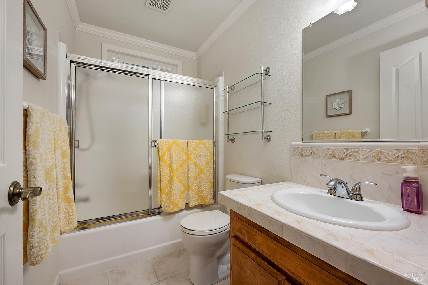 Sebastopol, California, 95472, United States, 3 Bedrooms Bedrooms, ,3 BathroomsBathrooms,Residential,For Sale,1990345