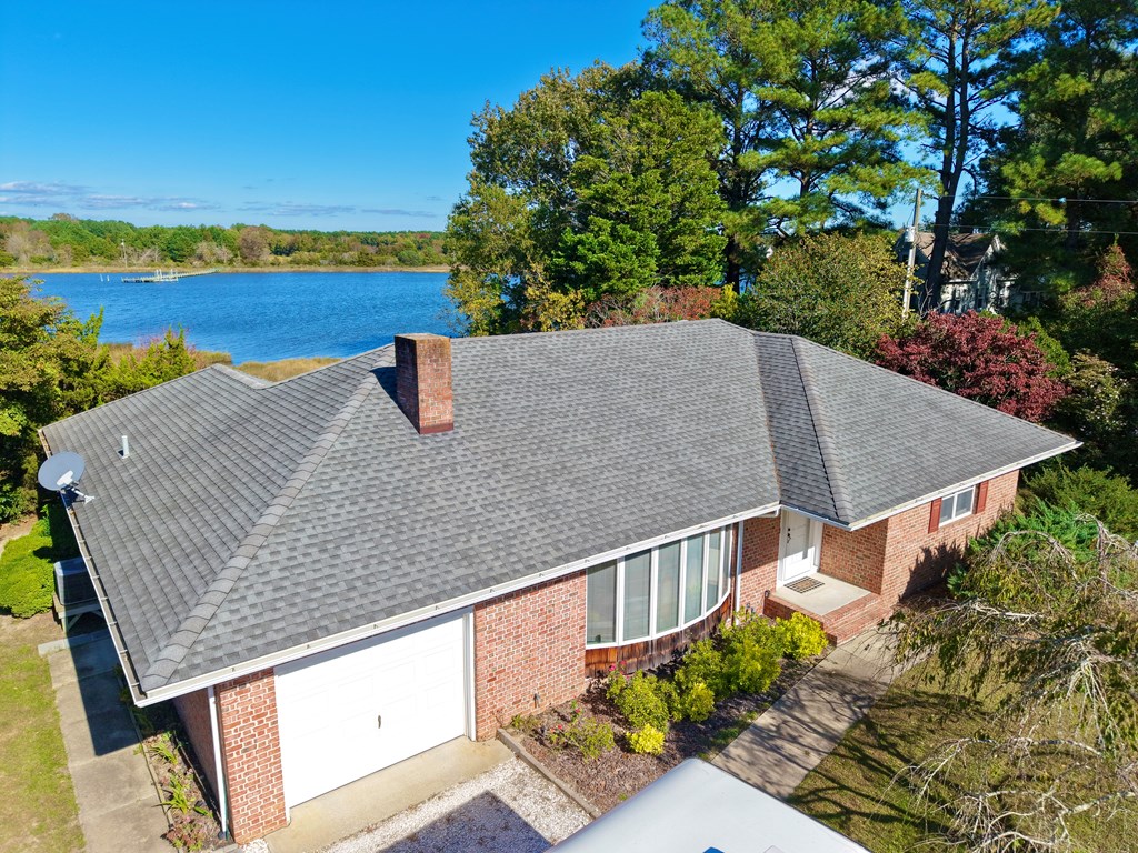 Onancock, Virginia, 23417, United States, 2 Bedrooms Bedrooms, ,2 BathroomsBathrooms,Residential,For Sale,1971701