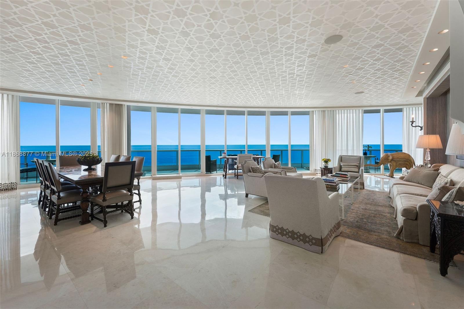 Miami Beach, Florida, 33140, United States, 3 Bedrooms Bedrooms, ,4 BathroomsBathrooms,Residential,For Sale,1934694