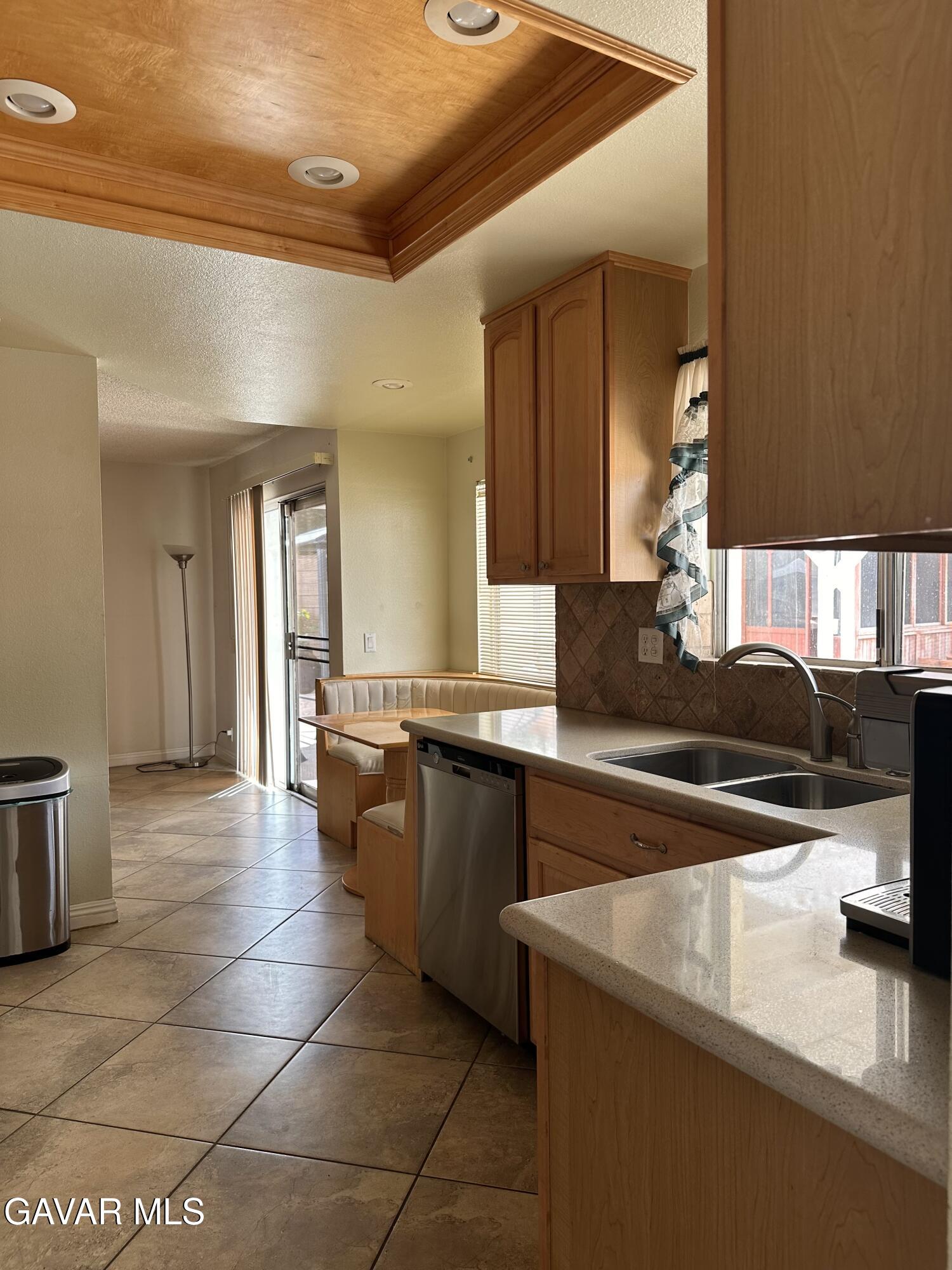 Palmdale, California, 93551, United States, 3 Bedrooms Bedrooms, ,3 BathroomsBathrooms,Residential,For Sale,1973672