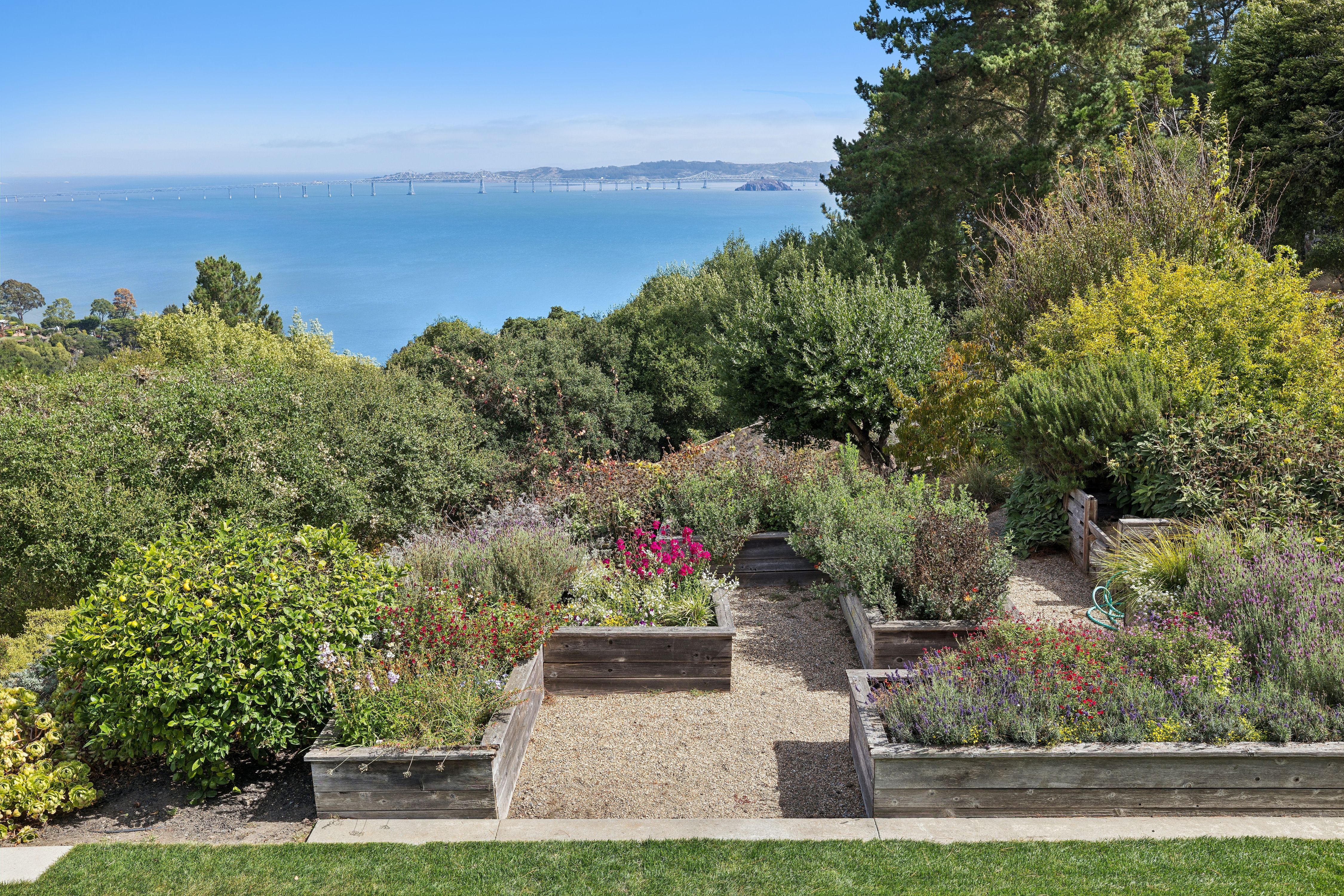 Bridge-to-Bridge View Estate - 物件實景