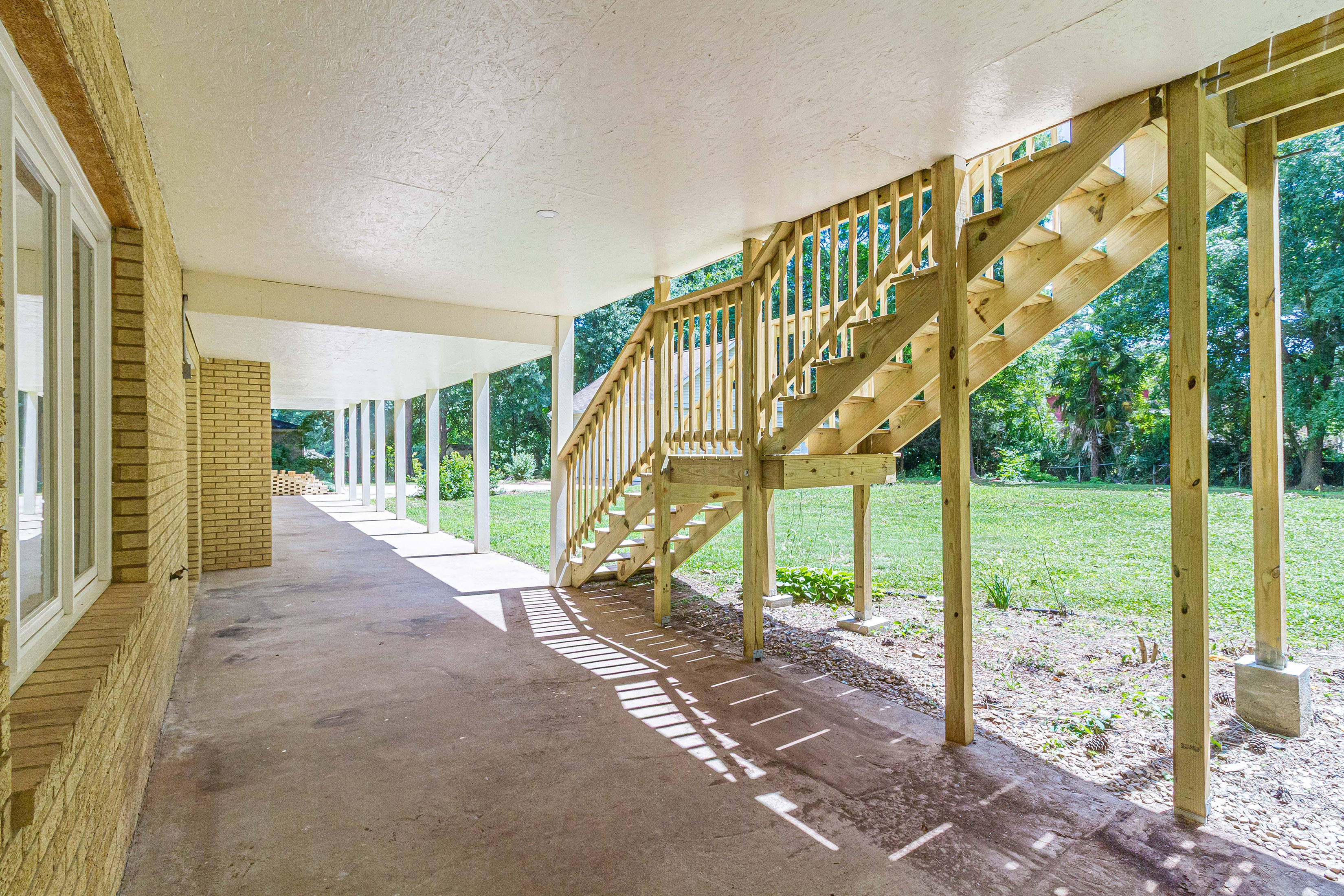  Stunning Fully Renovated Ranch - 物件實景