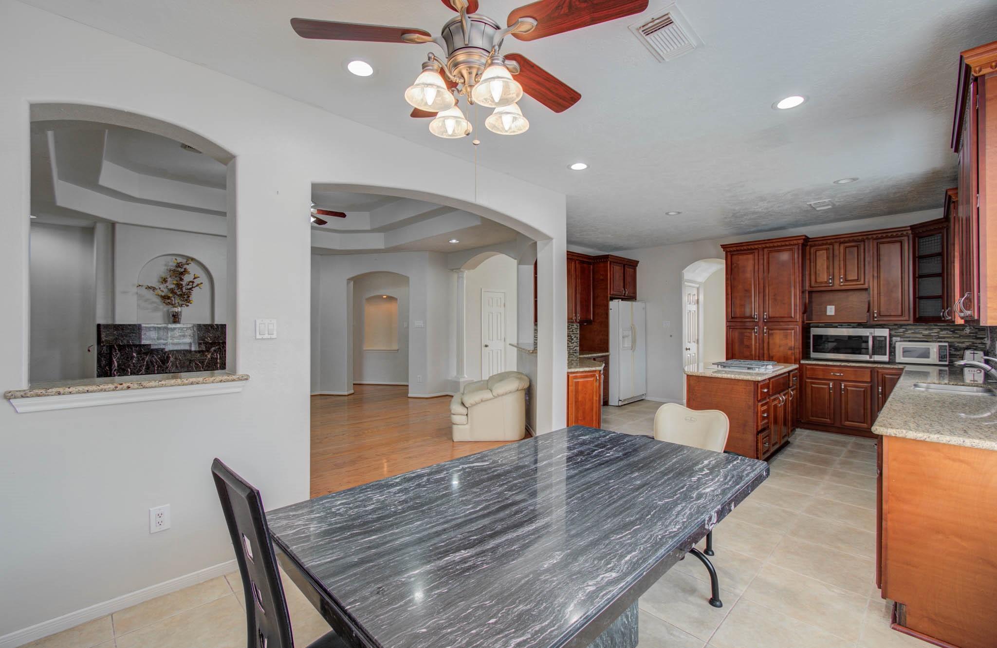 Houston, Texas, 77031, United States, 7 Bedrooms Bedrooms, ,6 BathroomsBathrooms,Residential,For Sale,1983766