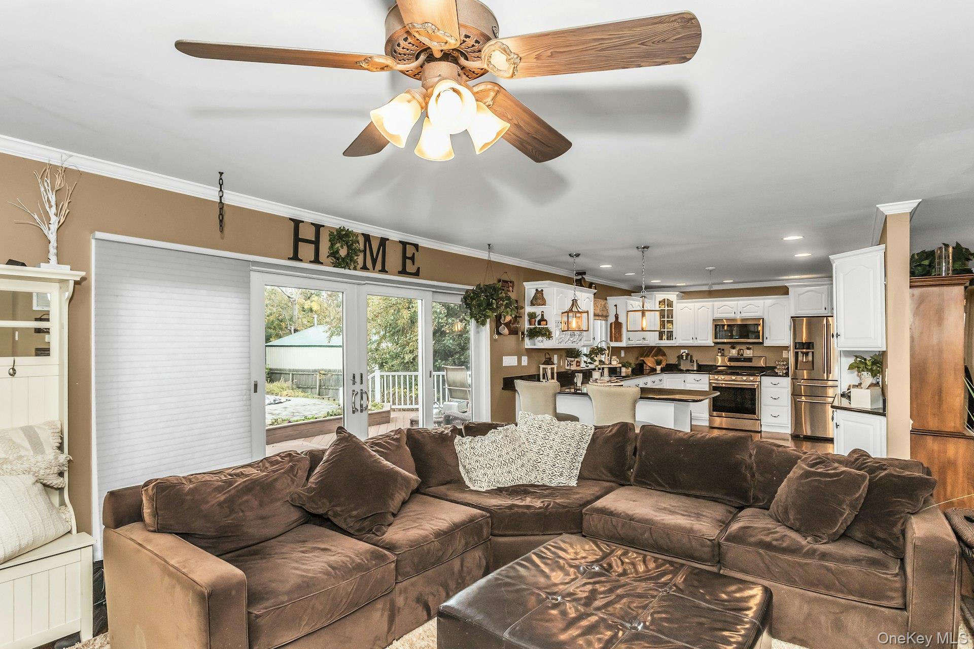 Northport, New York, 11768, United States, 4 Bedrooms Bedrooms, ,3 BathroomsBathrooms,Residential,For Sale,1988277