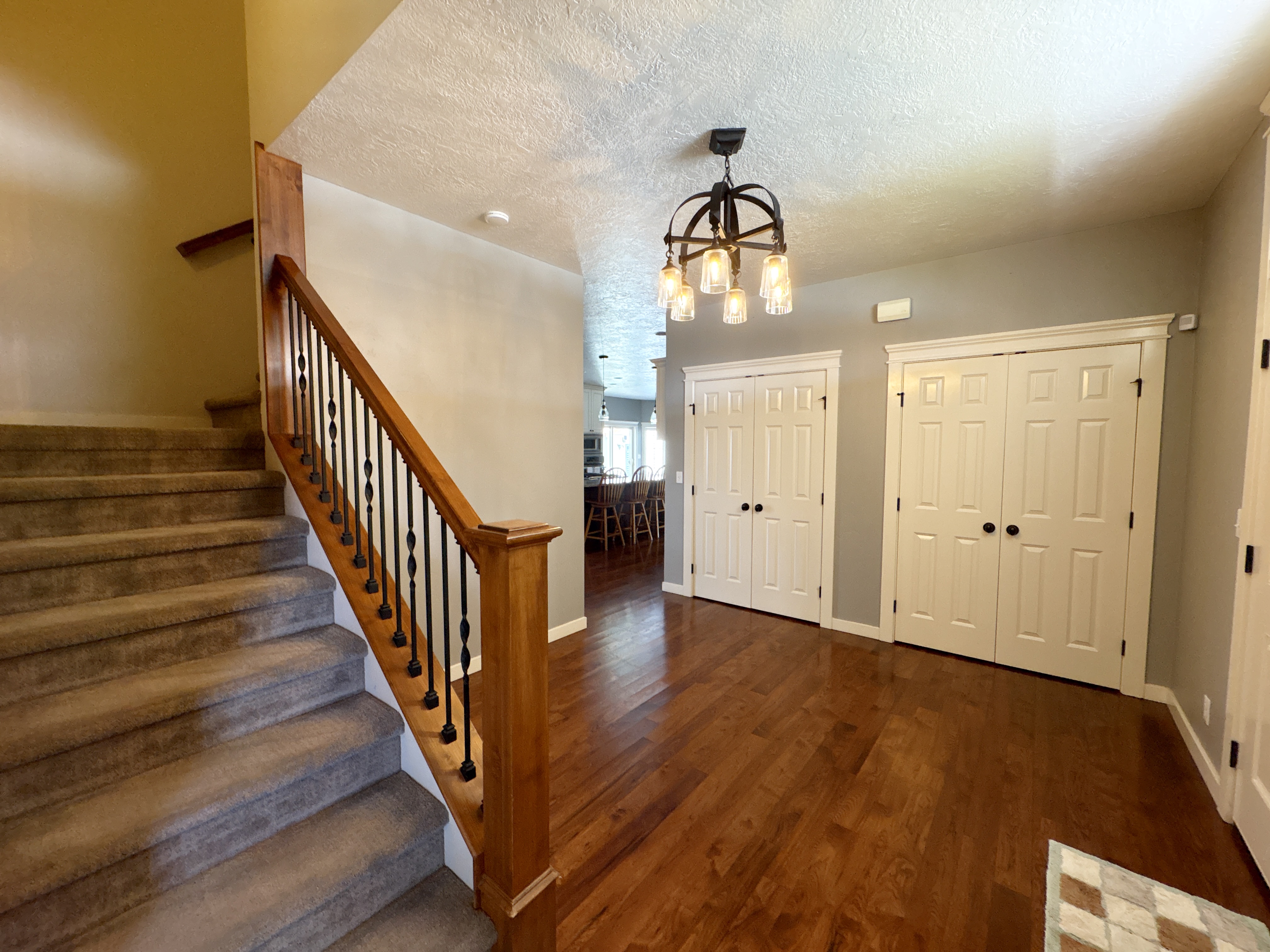 Mountain Home, Idaho, 83647, United States, 4 Bedrooms Bedrooms, ,2 BathroomsBathrooms,Residential,For Sale,1814352