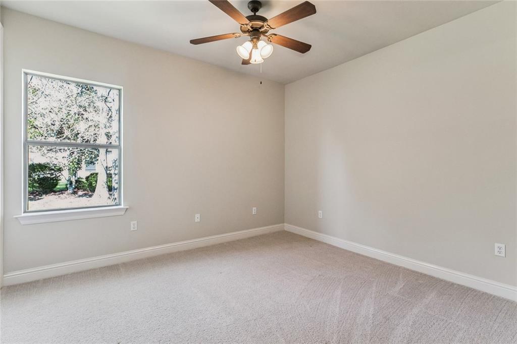 Madisonville, Louisiana, 70447, United States, 4 Bedrooms Bedrooms, ,4 BathroomsBathrooms,Residential,For Sale,1946948