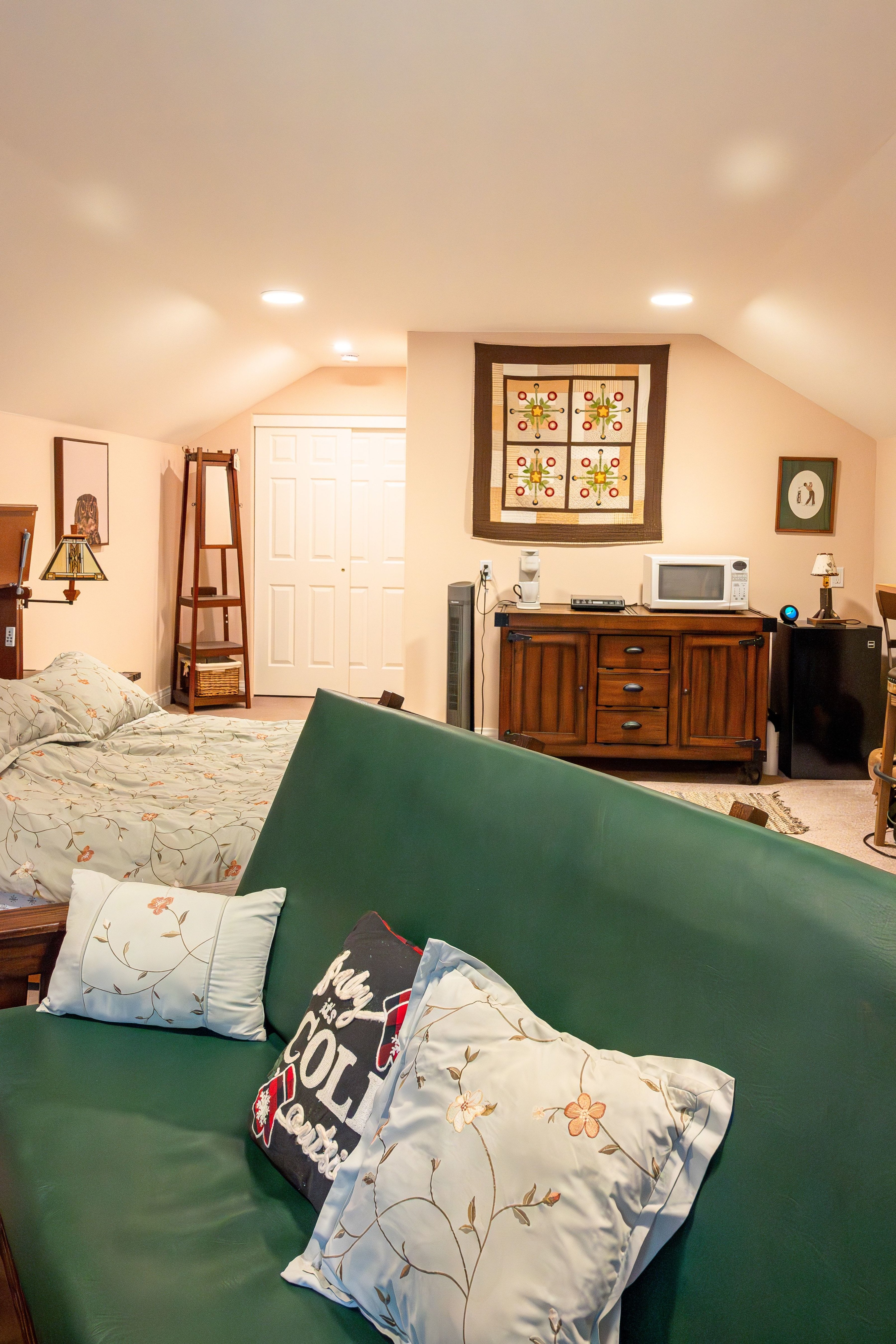  Beautiful Spacious Home, Privacy On 1.29 Acres - 物件實景
