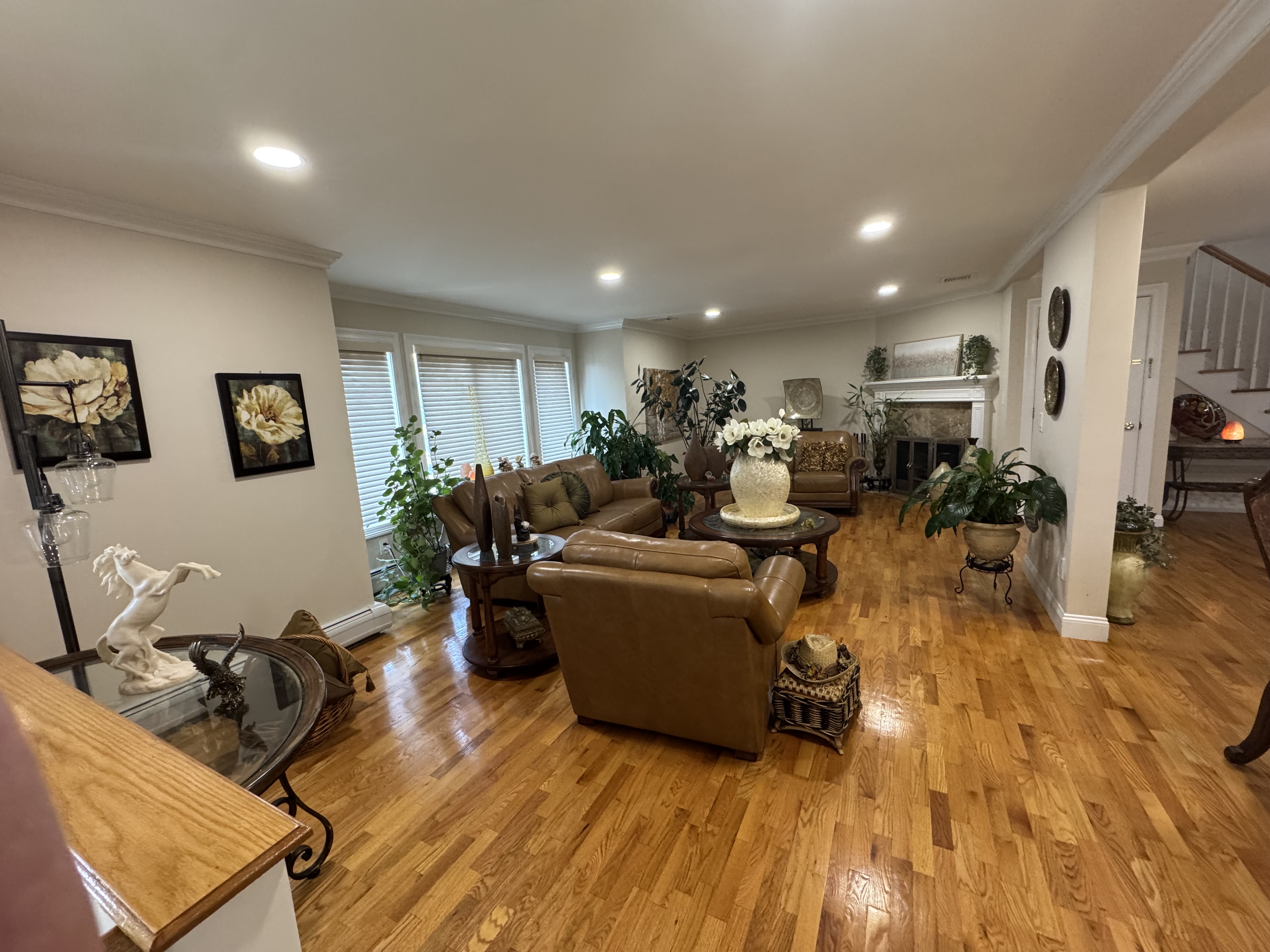 Fairview, New Jersey, 07022, United States, 3 Bedrooms Bedrooms, ,3 BathroomsBathrooms,Residential,For Sale,1978631