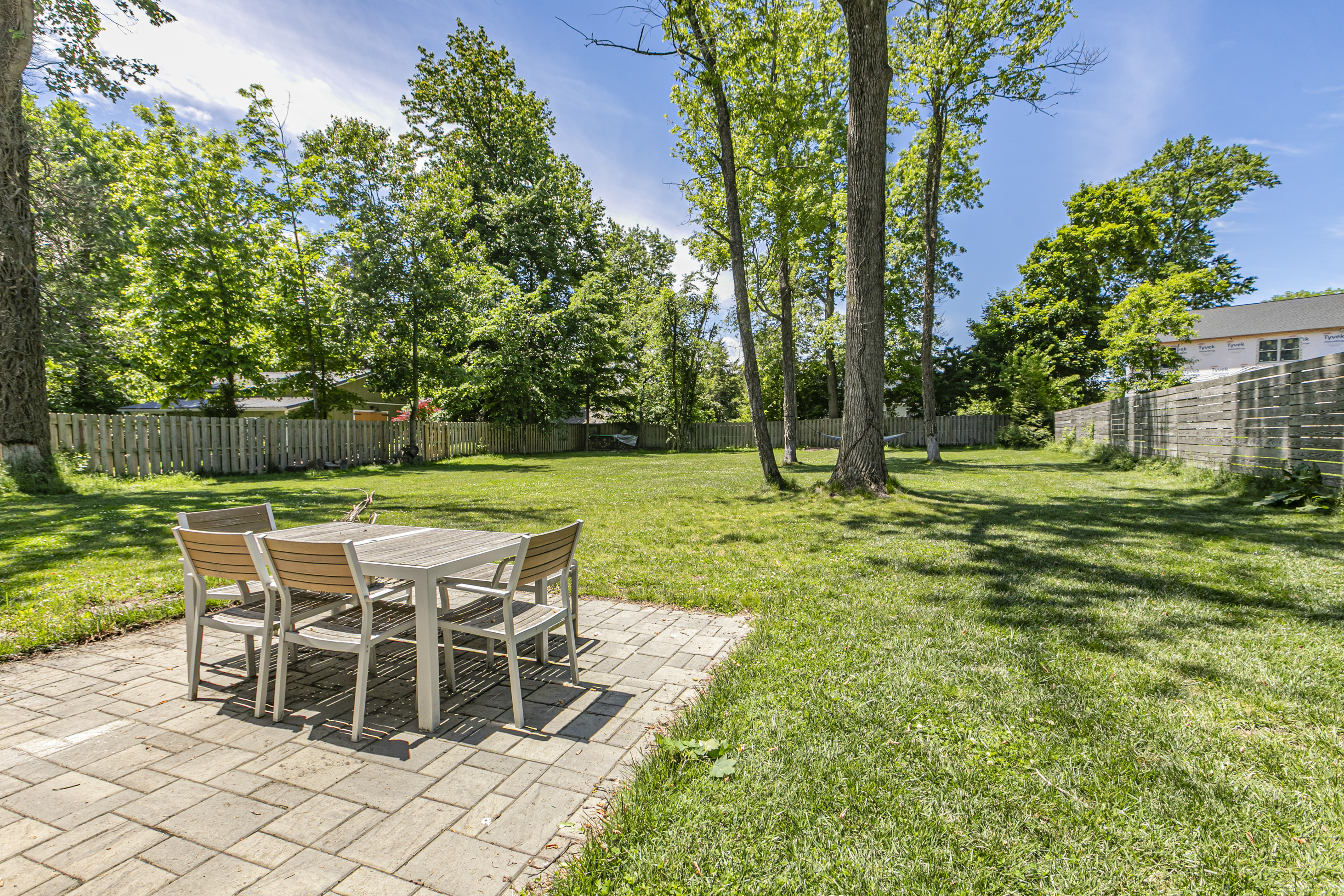  Sun-Filled Princeton Ranch with Expansive Backyard Potential - 物件實景