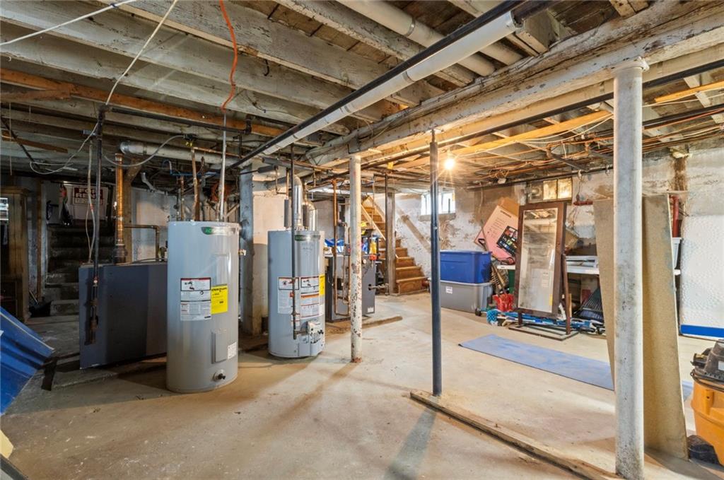 Cranston, Rhode Island, 02920, United States, 4 Bedrooms Bedrooms, ,2 BathroomsBathrooms,Residential,For Sale,2006438