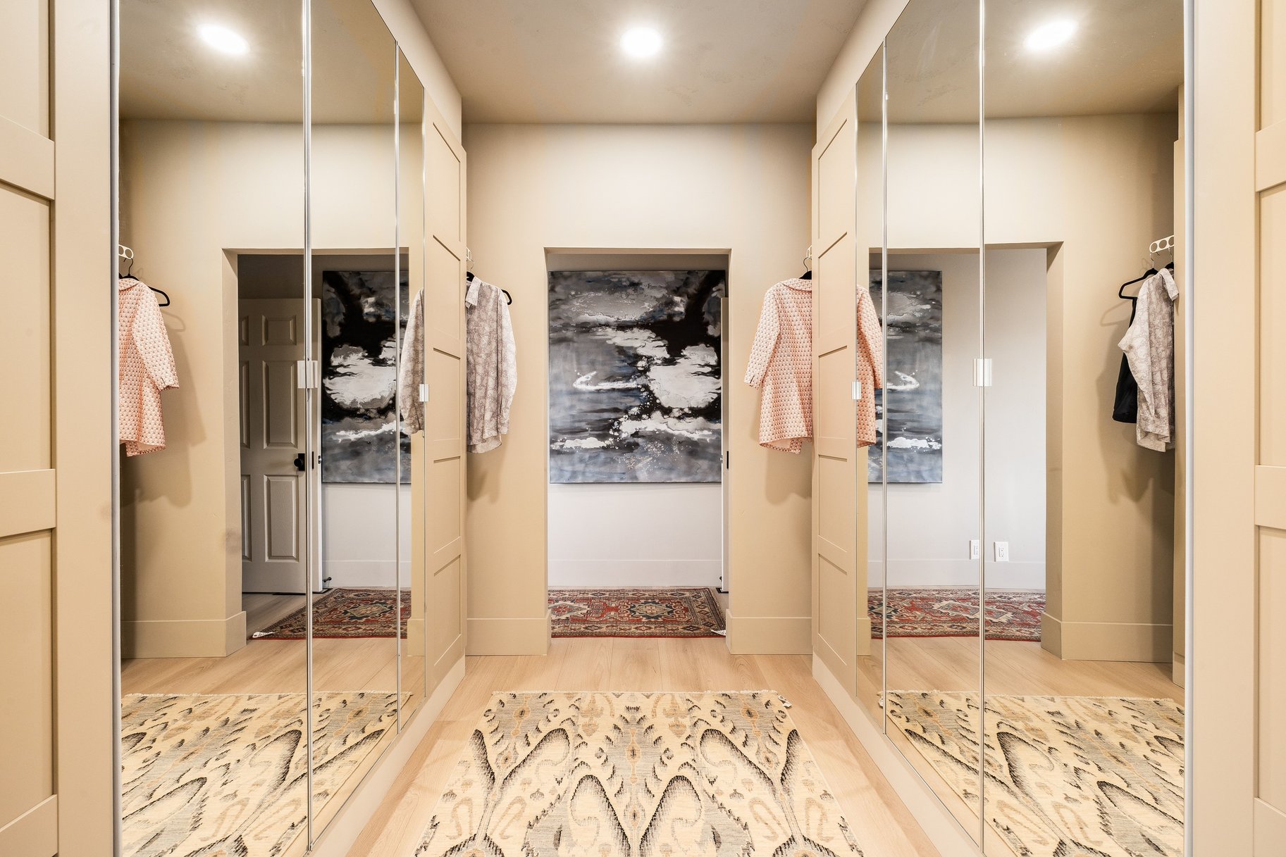  Fully Remodeled Entertainer