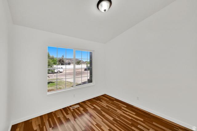 Syracuse, Utah, 84075, United States, 4 Bedrooms Bedrooms, ,3 BathroomsBathrooms,Residential,For Sale,2048883