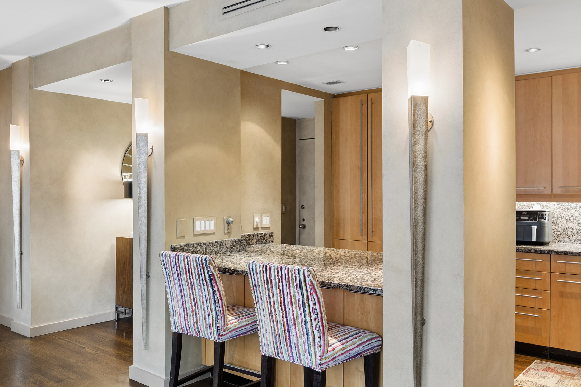  Embrace Midtown Living at Colony House - 物件實景