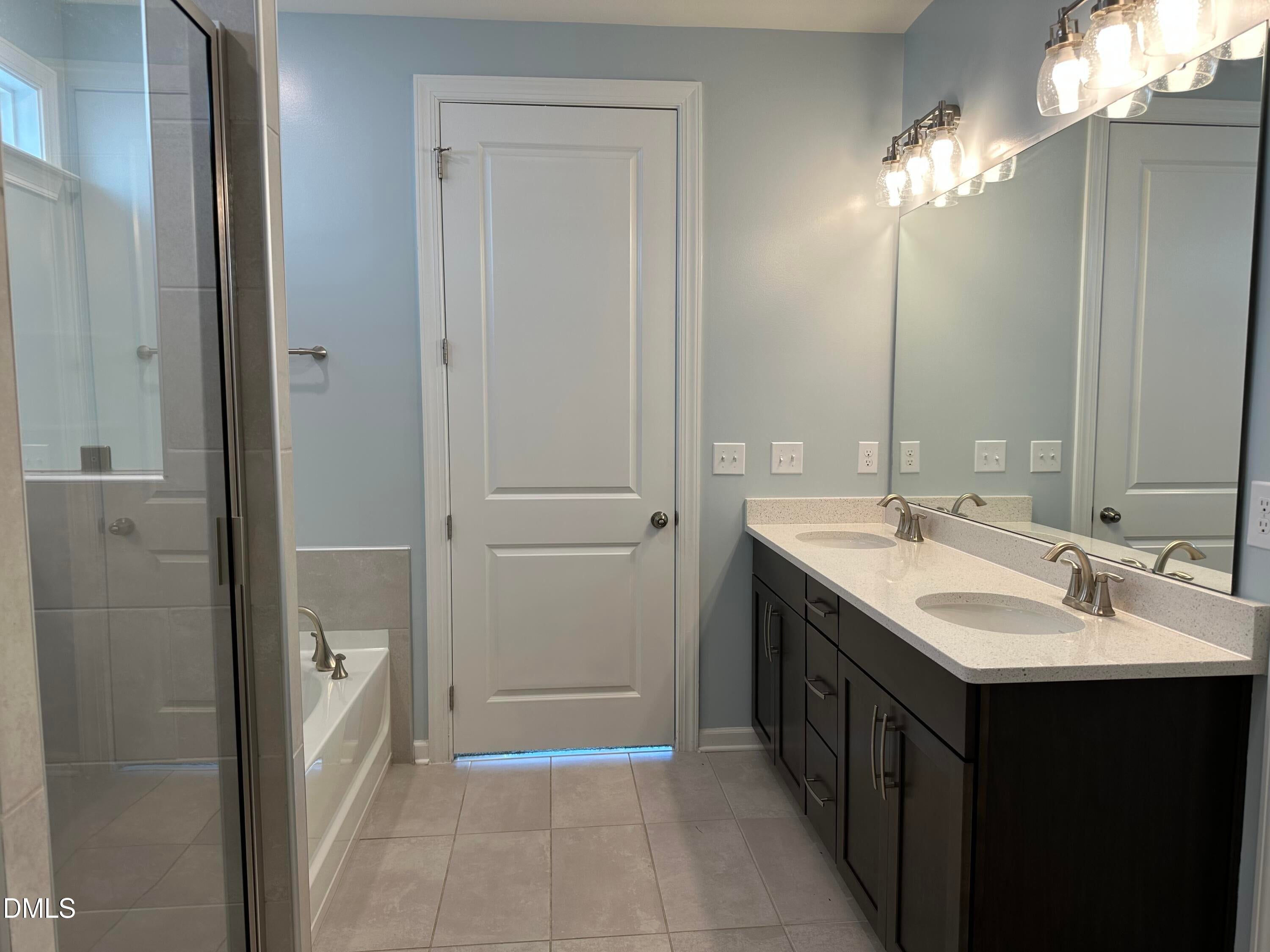 Holly Springs, North Carolina, 27540, United States, 4 Bedrooms Bedrooms, ,4 BathroomsBathrooms,Residential,For Sale,1970493