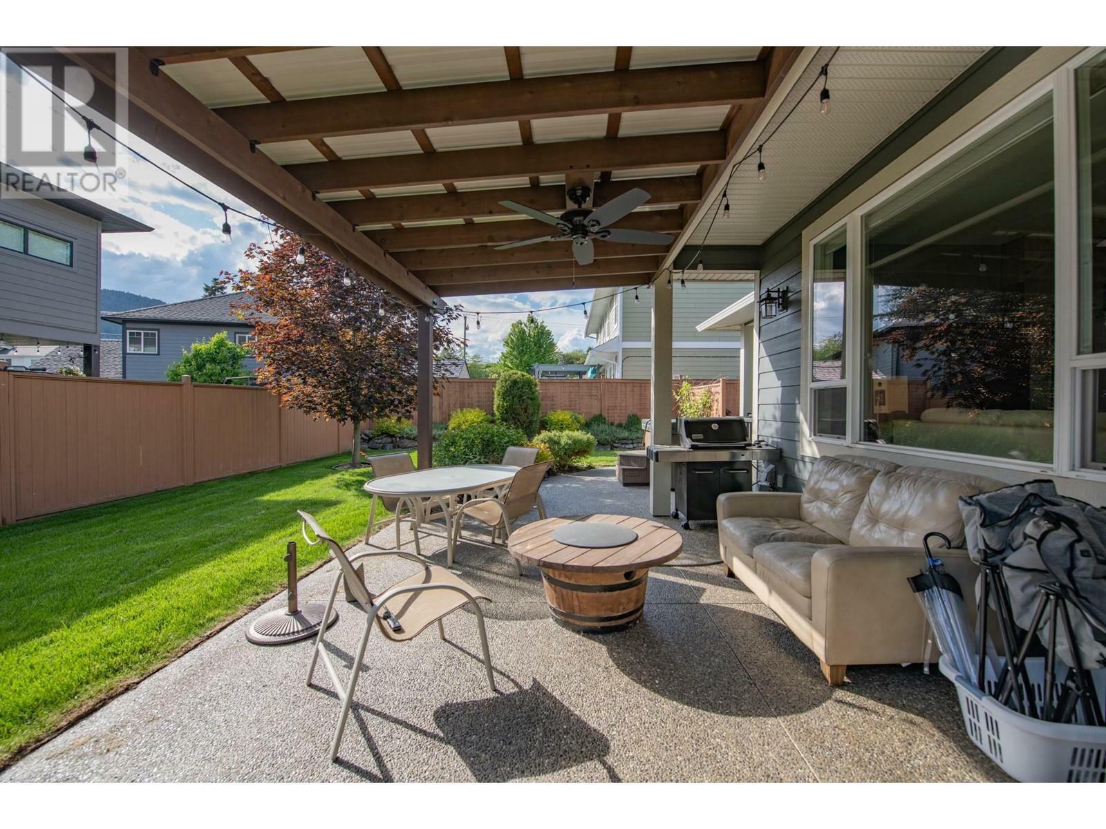 ARMSTRONG, British Columbia, V4Y 0X9, CA, 6 Bedrooms Bedrooms, ,3 BathroomsBathrooms,Residential,For Sale,1838697
