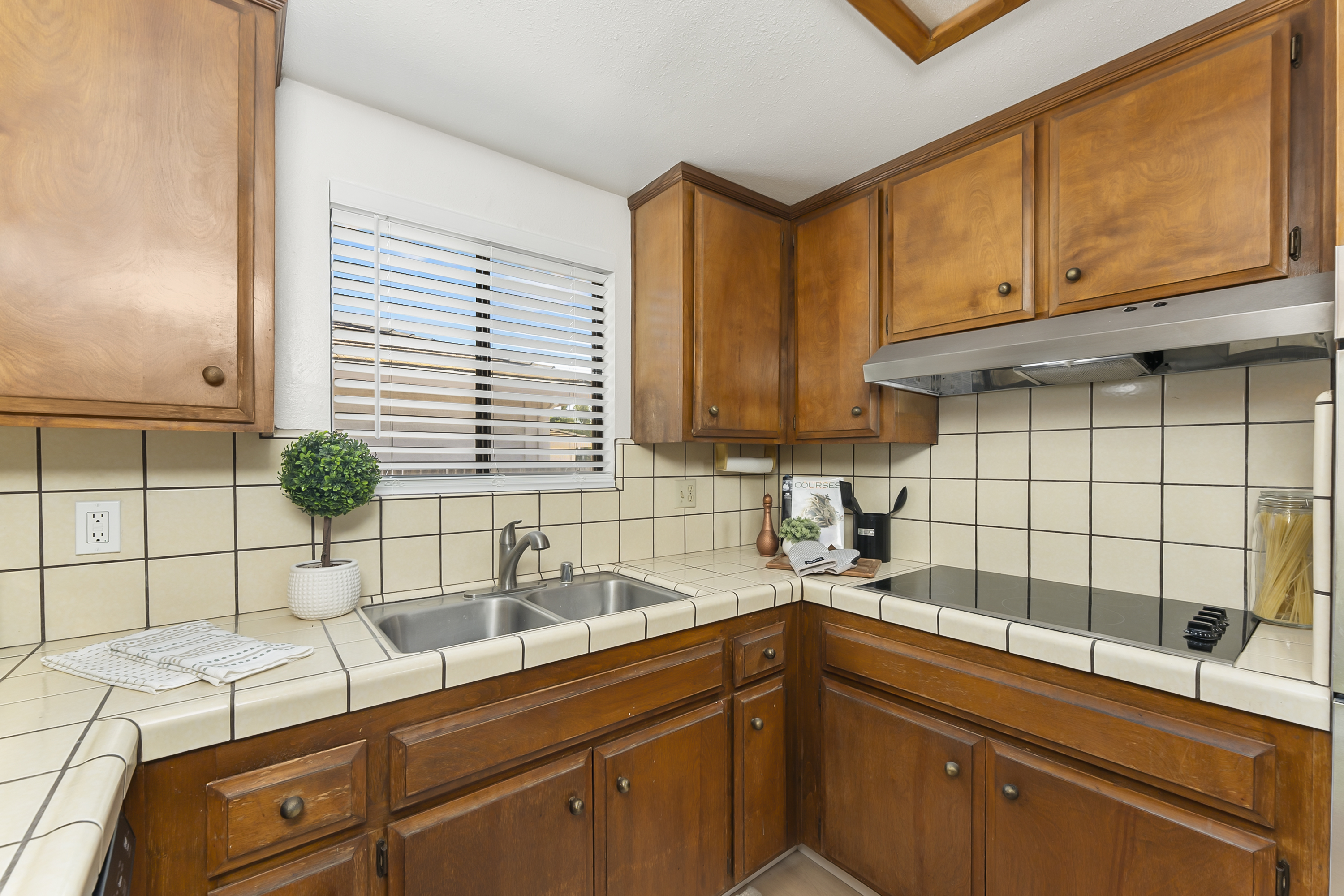  96 Parkshore Circle, Sacramento, CA 95831 - 物件實景