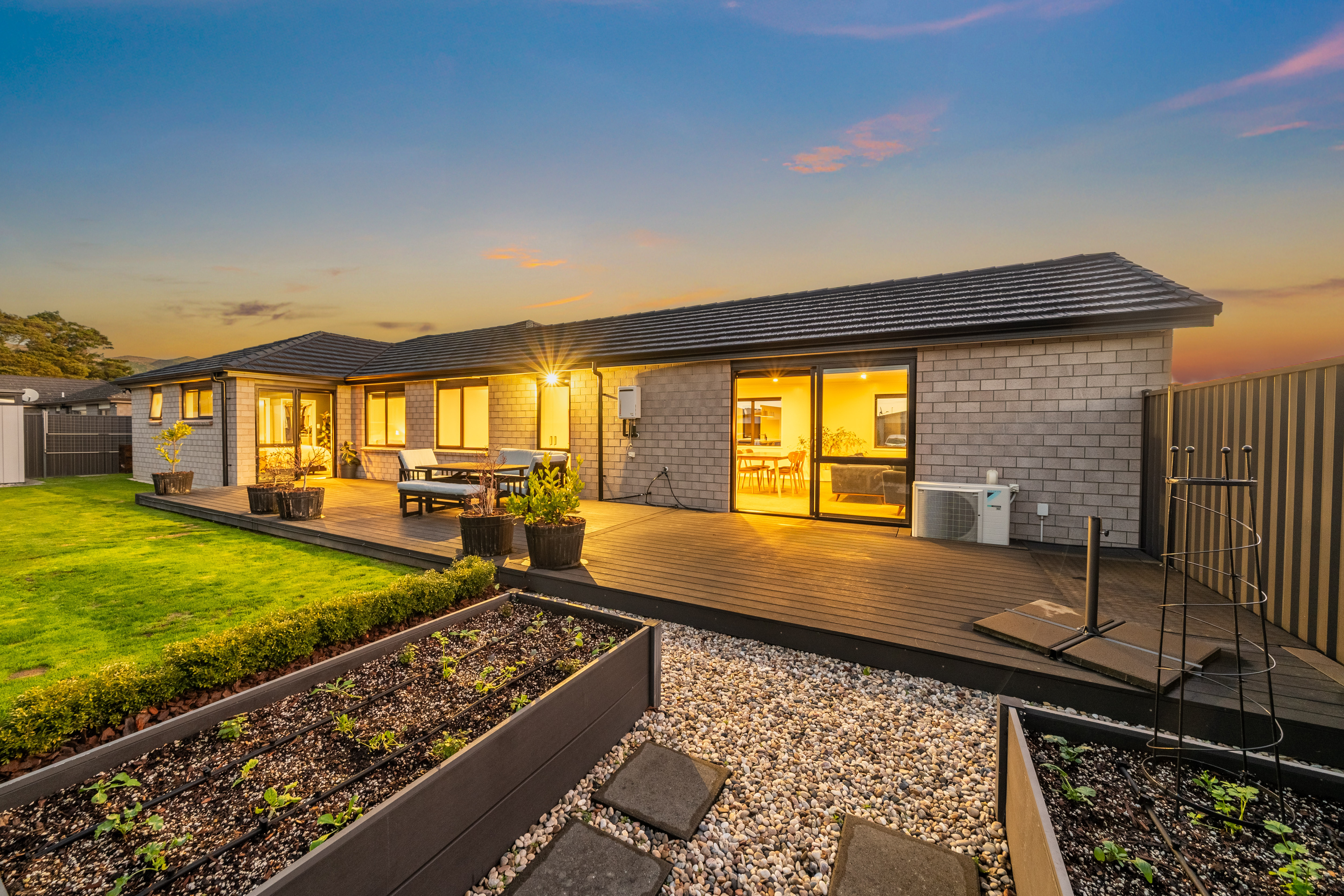  21 Te Kaeaea Crescent, Wallaceville, Upper Hutt - 物件實景