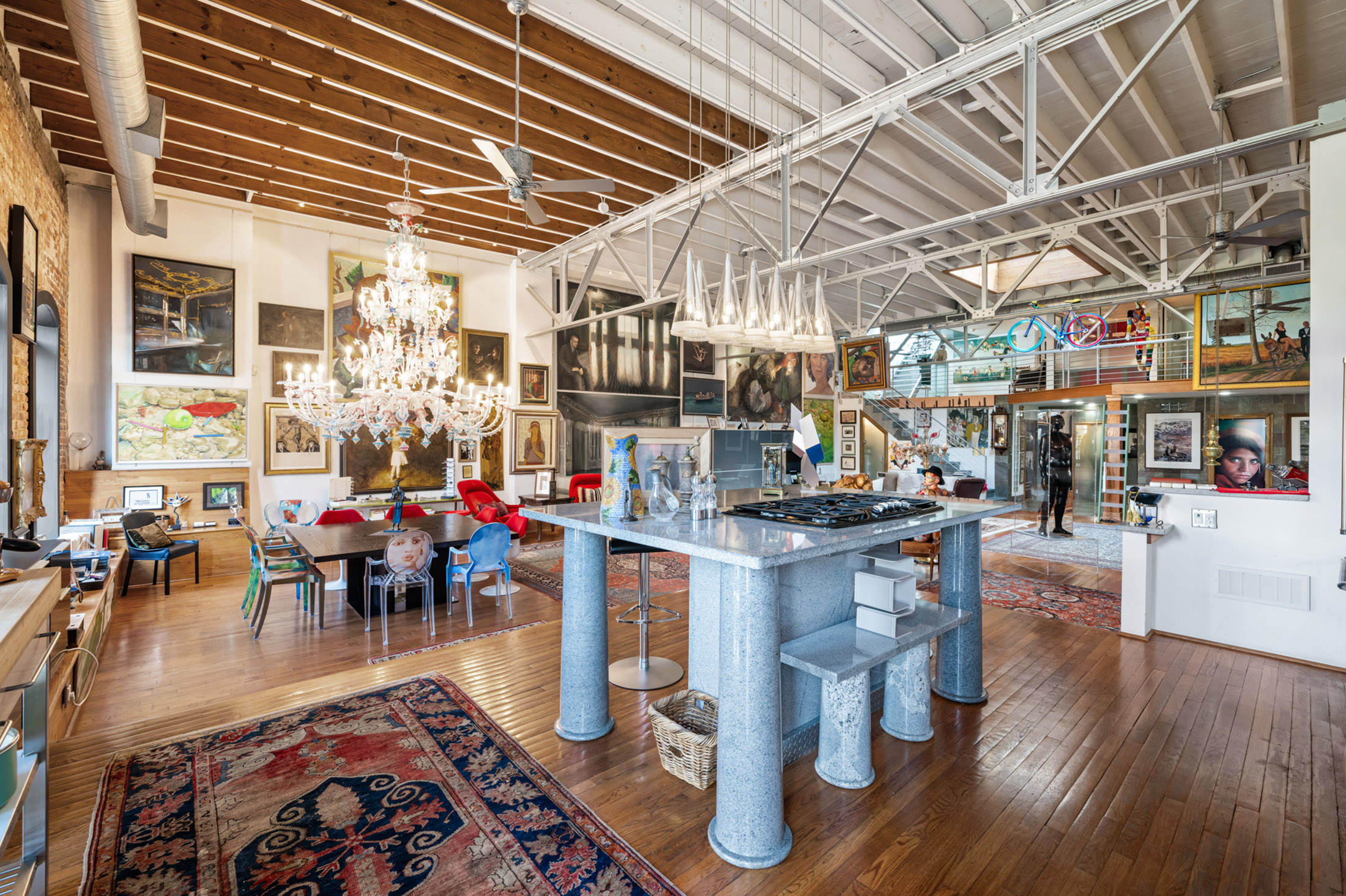  Extraordinary 1925 Landmark Live-Work Building in the Heart of Castleberry Hill - 物件實景