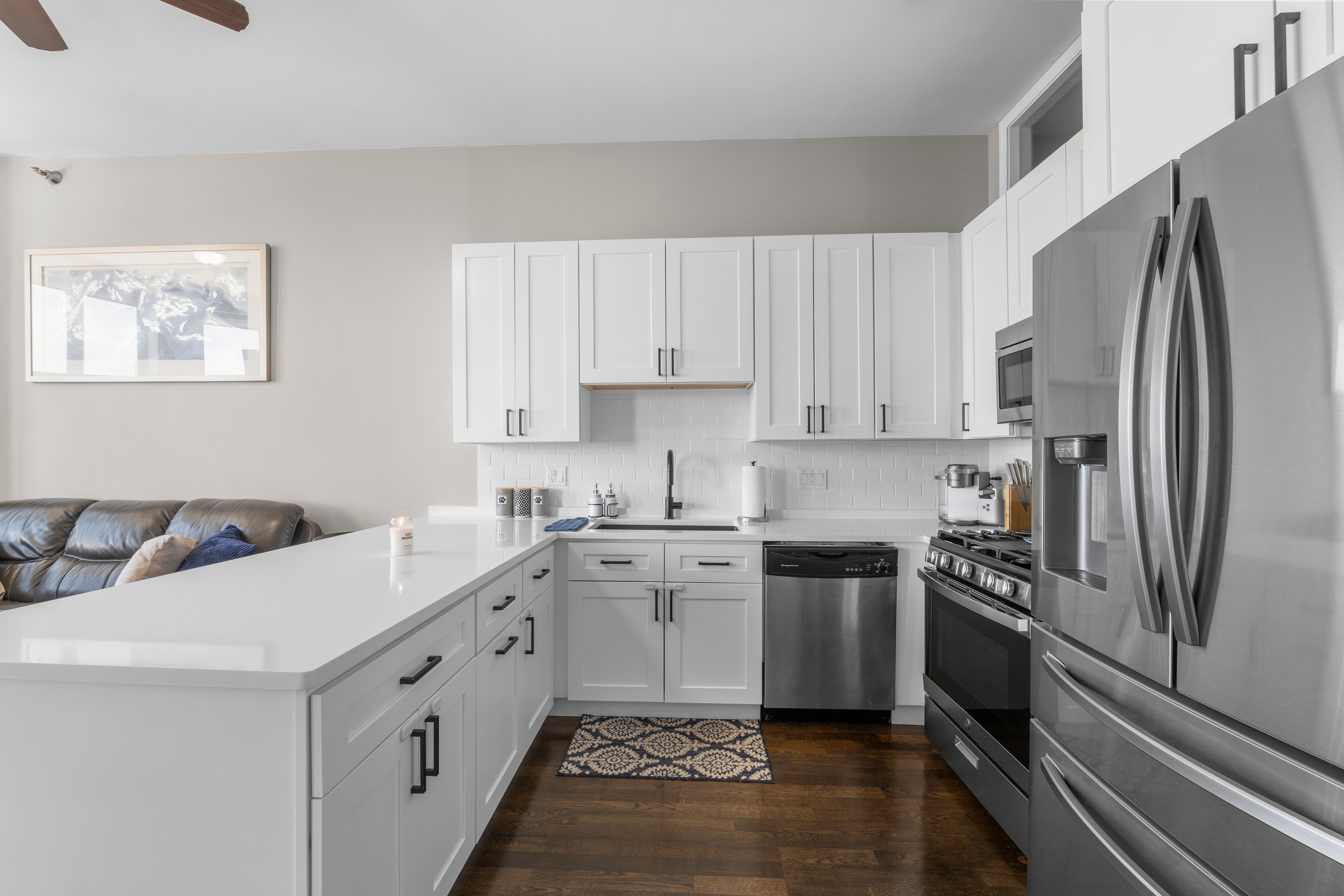  Breathtaking East-facing Views of Lake Michigan and Soldier Field - 物件實景