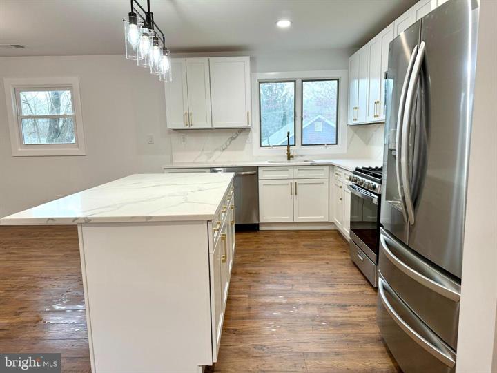 Lawrence, New Jersey, 08648, United States, 4 Bedrooms Bedrooms, ,3 BathroomsBathrooms,Residential,For Sale,1930048