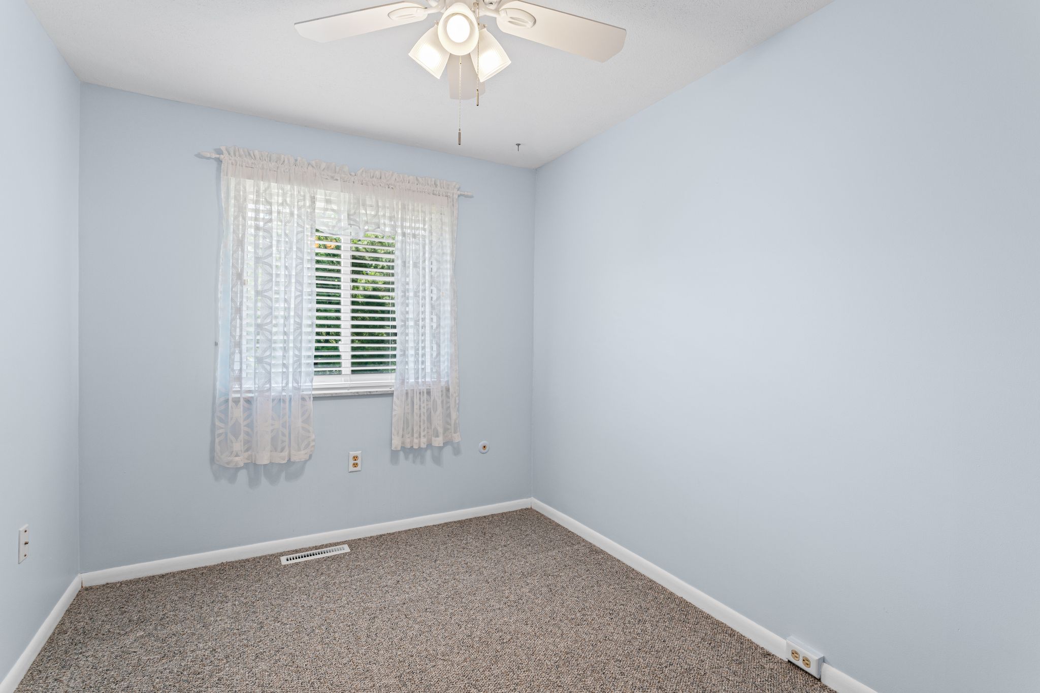  128 Arrowood Drive, Cranberry Township, PA 16066 - 物件實景