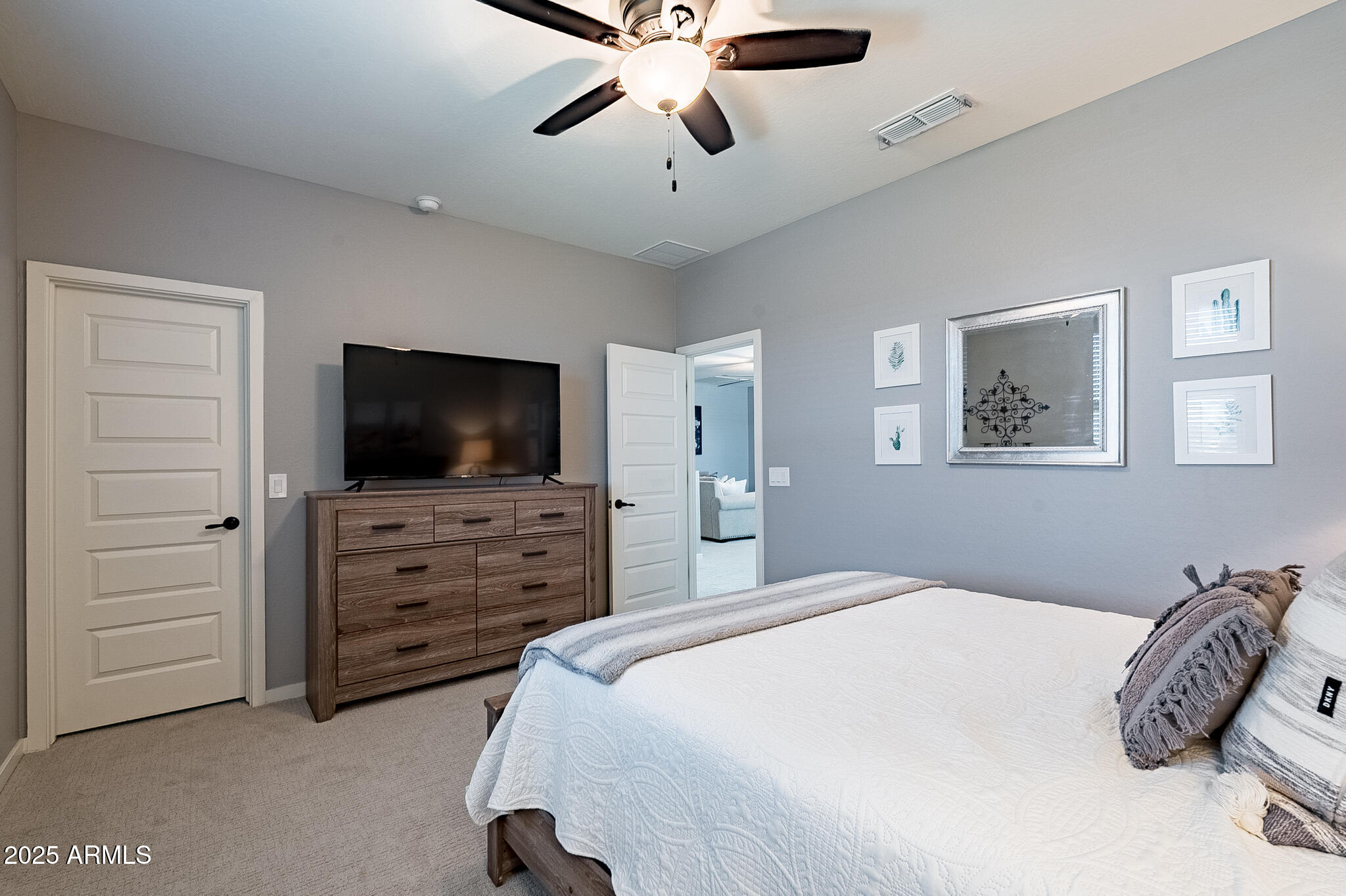 San Tan Valley, Arizona, 85140, United States, 4 Bedrooms Bedrooms, ,4 BathroomsBathrooms,Residential,For Sale,1970389