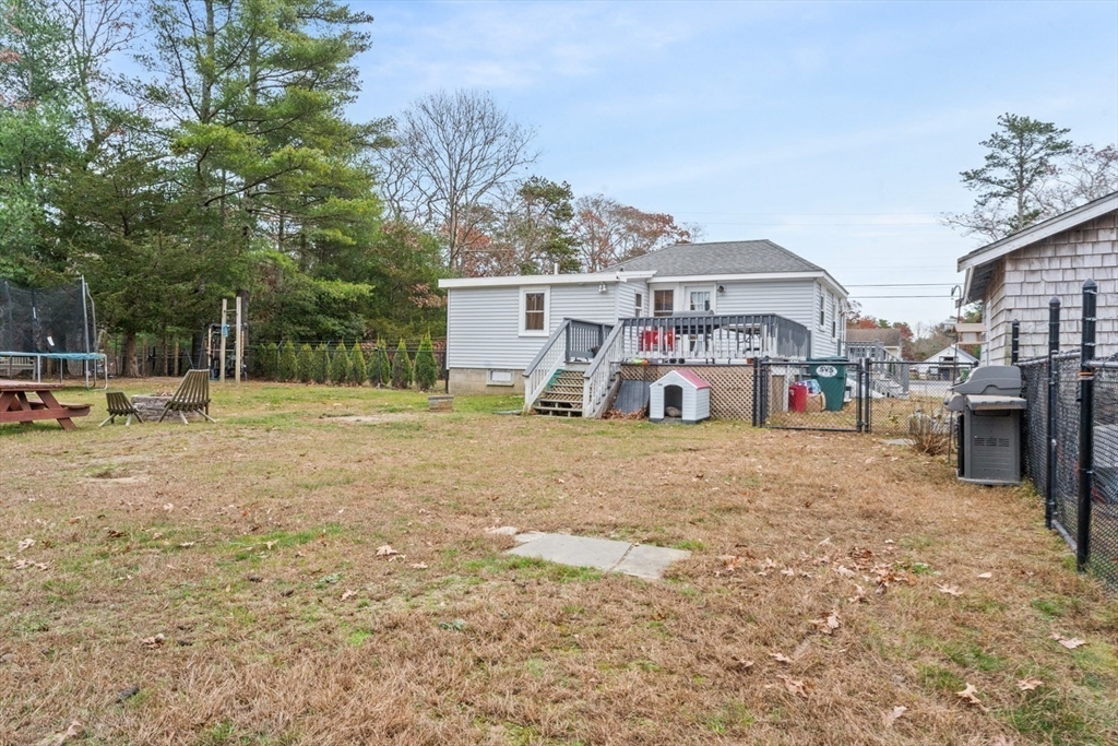 Sandwich, Massachusetts, 02563, United States, 2 Bedrooms Bedrooms, ,1 BathroomBathrooms,Residential,For Sale,1794763