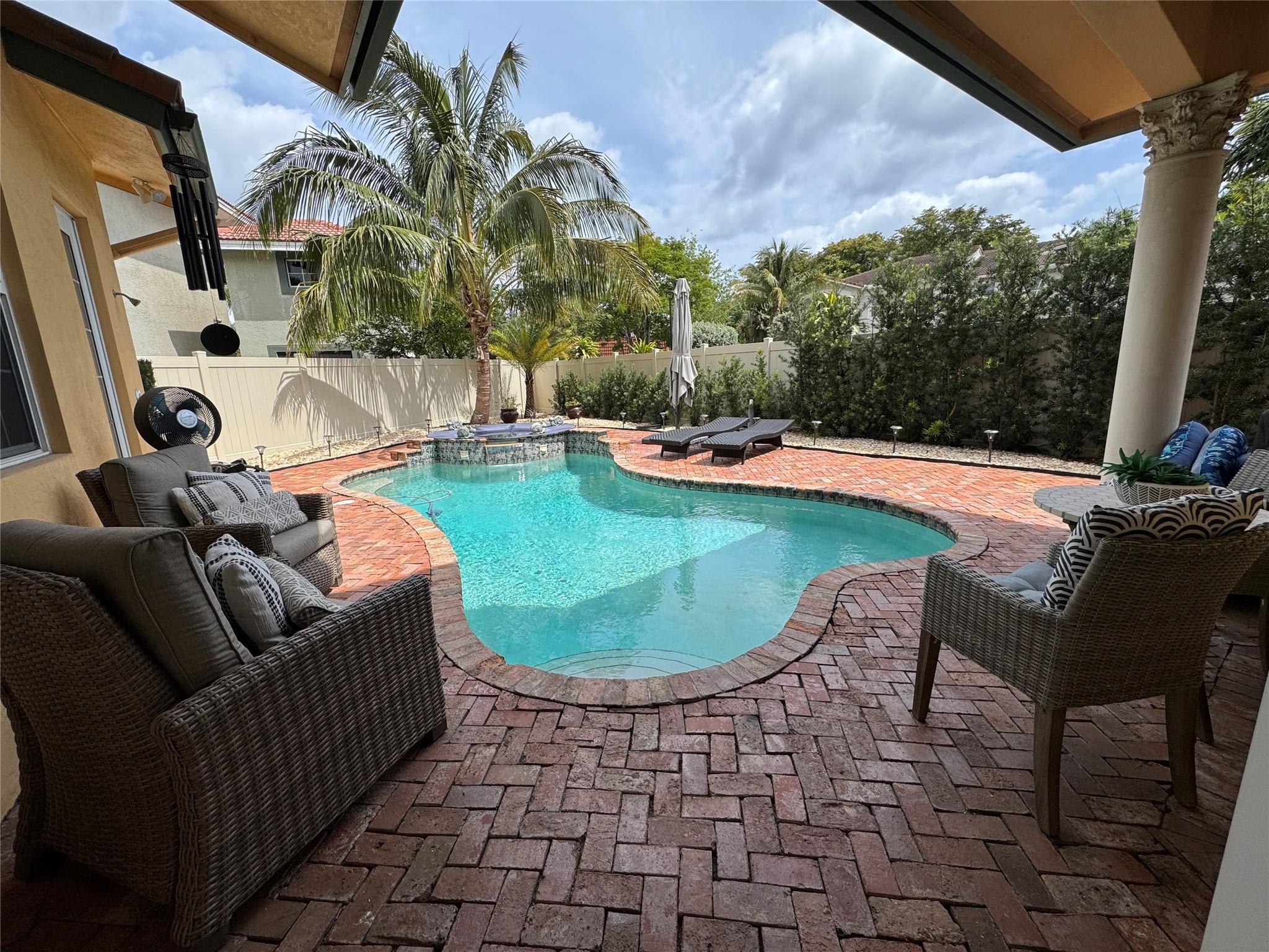 Delray Beach, Florida, 33445, United States, 4 Bedrooms Bedrooms, ,4 BathroomsBathrooms,Residential,For Sale,1977426