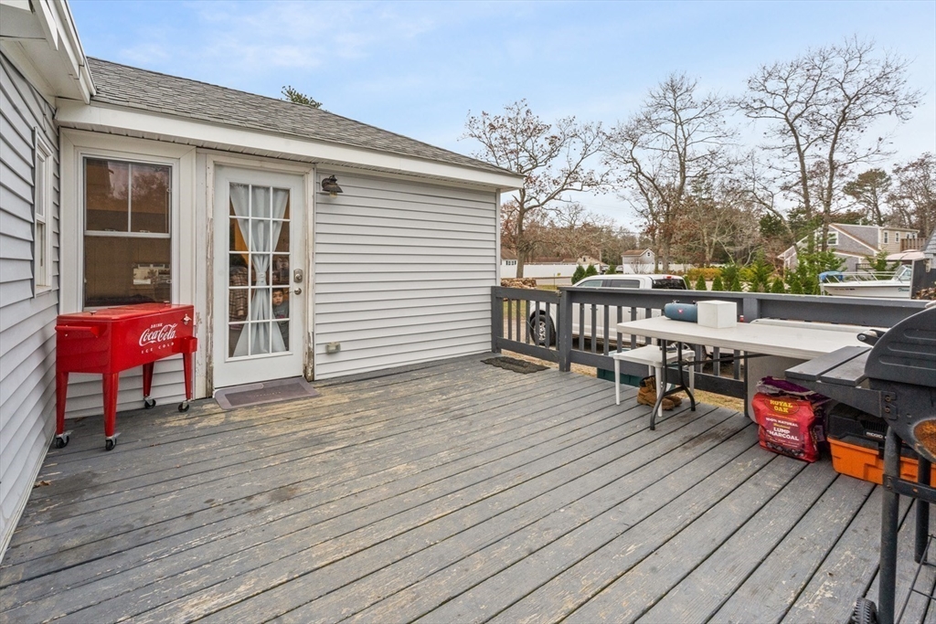 Sandwich, Massachusetts, 02563, United States, 2 Bedrooms Bedrooms, ,1 BathroomBathrooms,Residential,For Sale,1794763