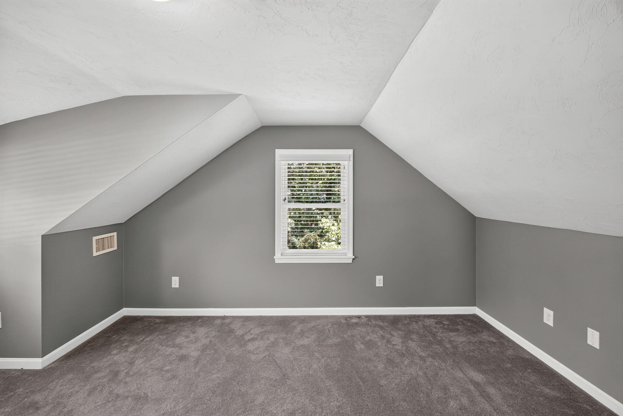  52 Willimantic Drive - 物件實景