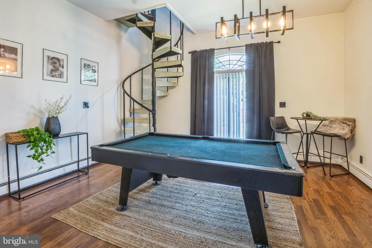 Wilmington, Delaware, 19805, United States, 6 Bedrooms Bedrooms, ,4 BathroomsBathrooms,Residential,For Sale,1940653