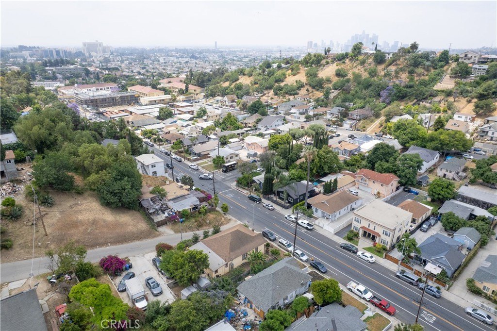 Los Angeles, California, 90031, United States, 3 Bedrooms Bedrooms, ,1 BathroomBathrooms,Residential,For Sale,1990461