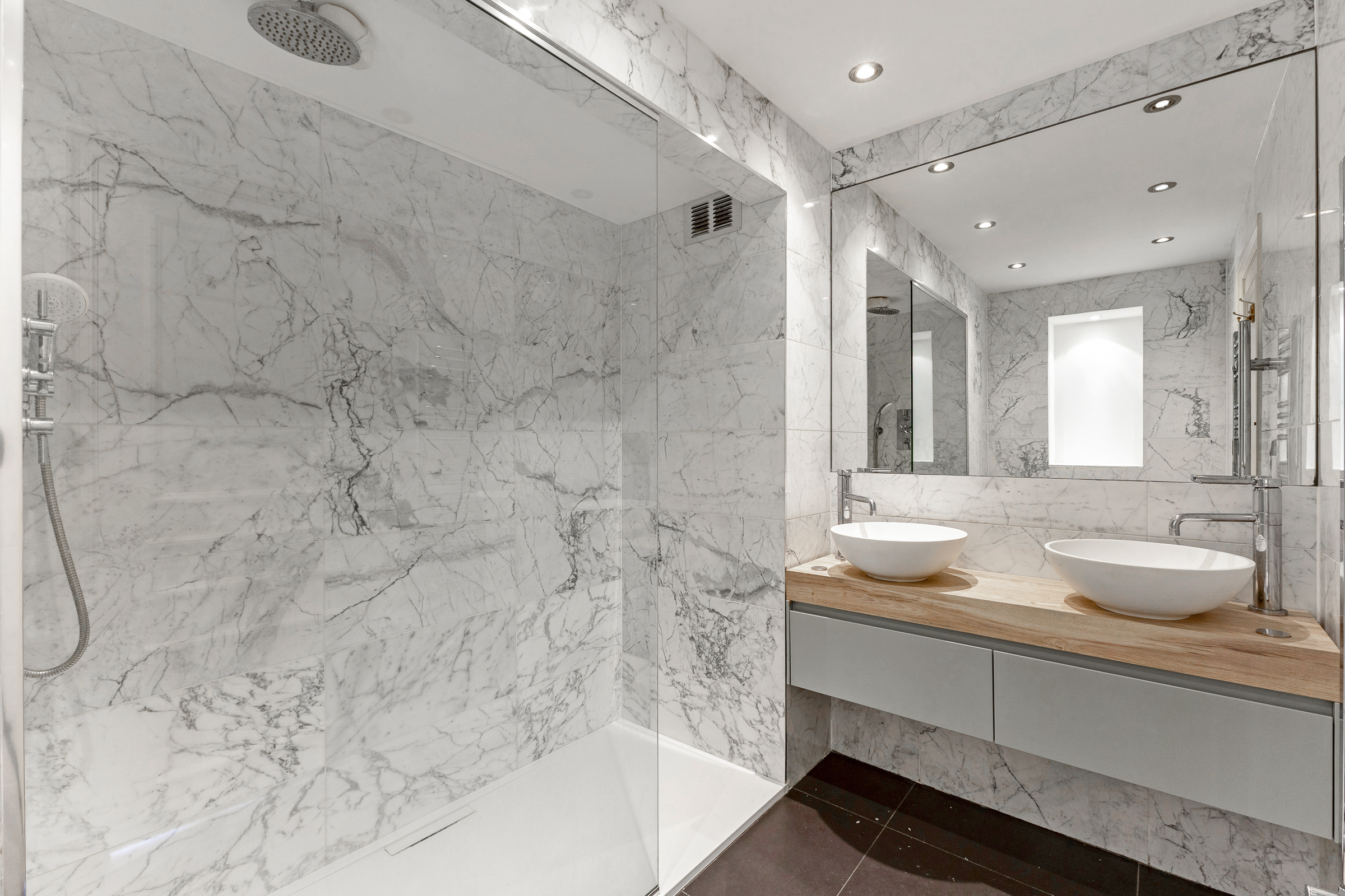  A Three-Bedroom Apartment with Far-Reaching Views over Knightsbridge - 物件實景