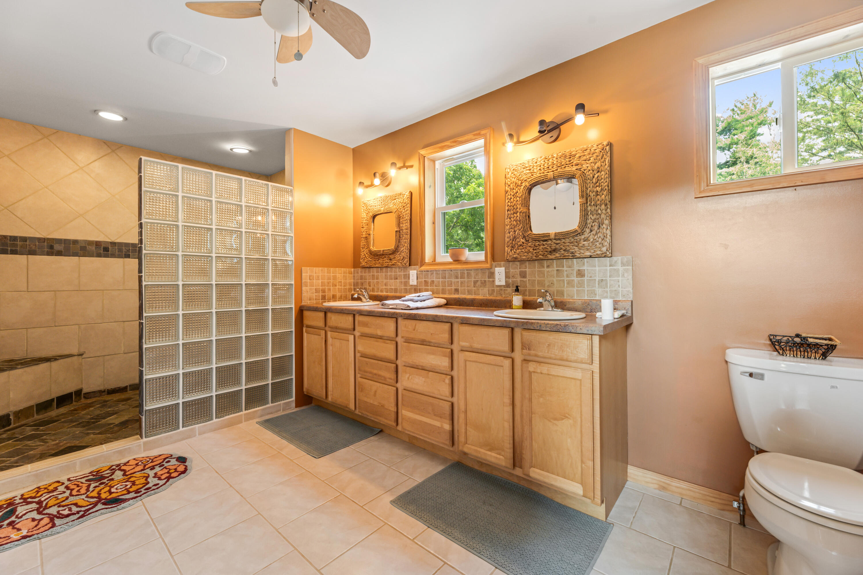 Homer, Minnesota, 55987, United States, 5 Bedrooms Bedrooms, ,3 BathroomsBathrooms,Residential,For Sale,1914657