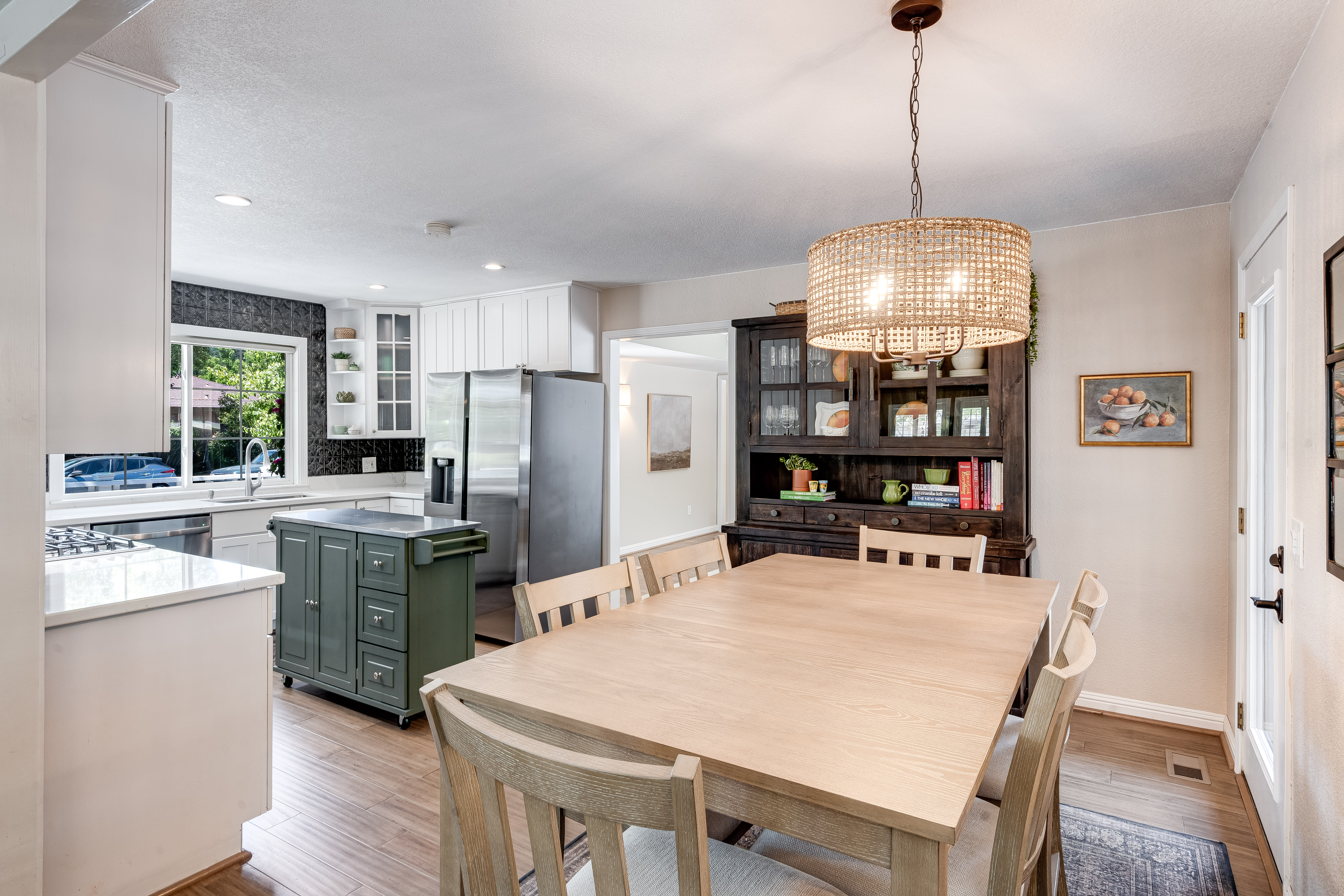  1116 Lanewood Way, Santa Rosa, CA 95404 - 物件實景