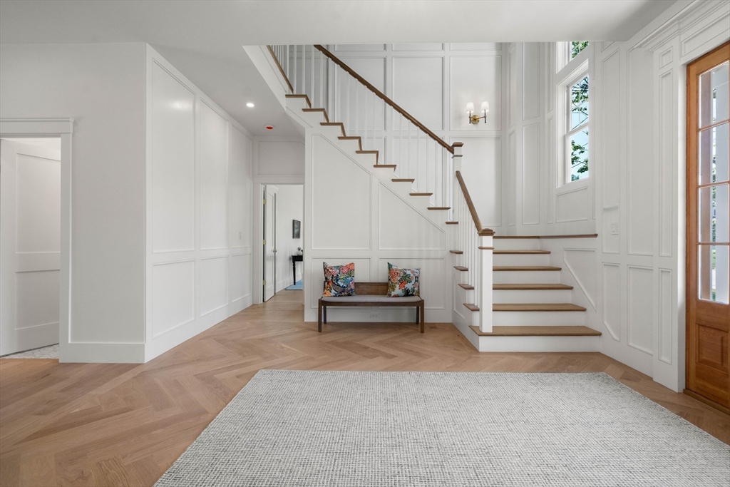 Hingham, Massachusetts, 02043, United States, 5 Bedrooms Bedrooms, ,6 BathroomsBathrooms,Residential,For Sale,1994867