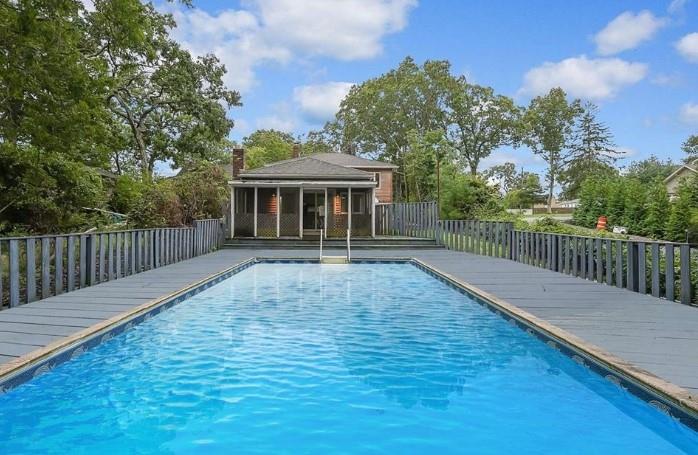 Mastic Beach, New York, 11951, United States, 3 Bedrooms Bedrooms, ,2 BathroomsBathrooms,Residential,For Sale,1973863