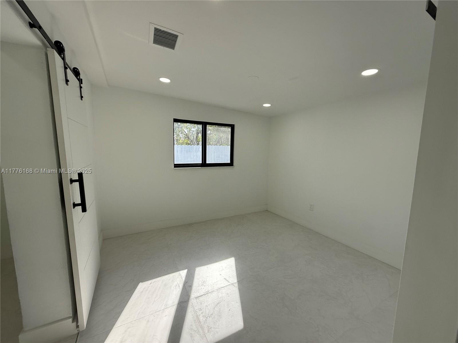 Miami, Florida, 33165, United States, 4 Bedrooms Bedrooms, ,3 BathroomsBathrooms,Residential,For Sale,1849955