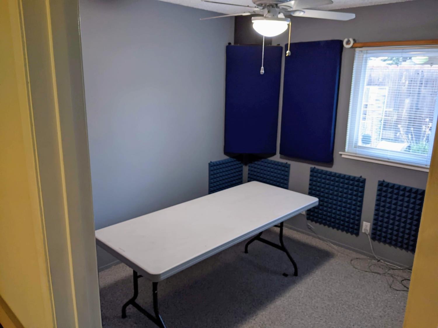 Orangevale, California, 95662, United States, 4 Bedrooms Bedrooms, ,2 BathroomsBathrooms,Residential,For Sale,1989323